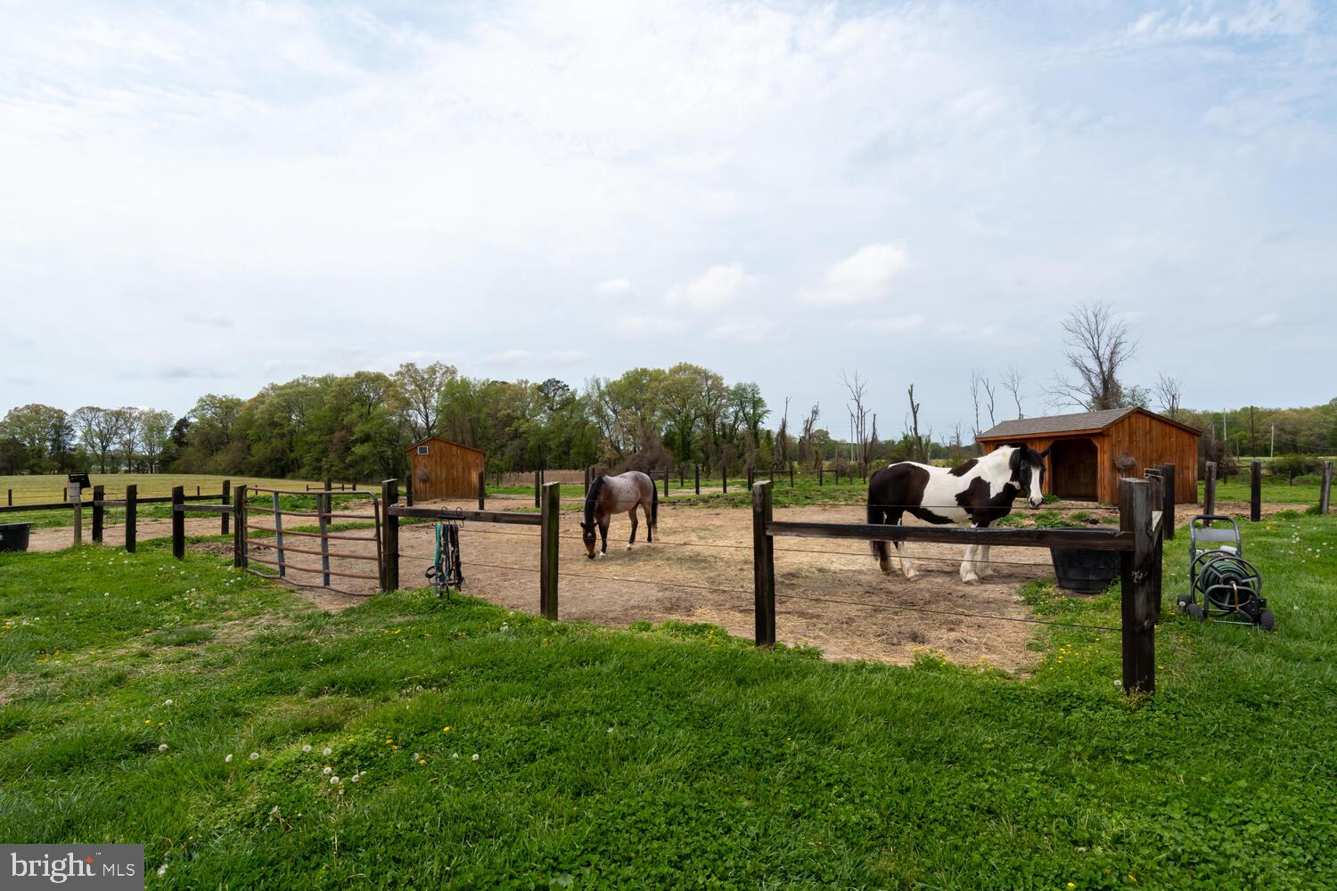 EASTON - Residential