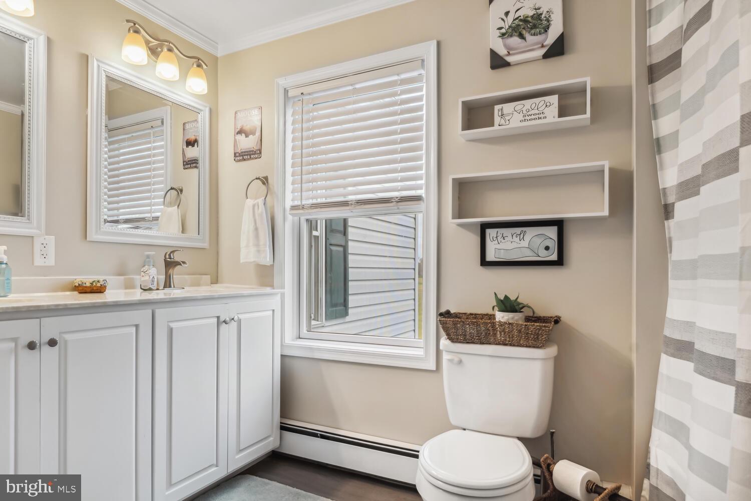 EASTON - Residential