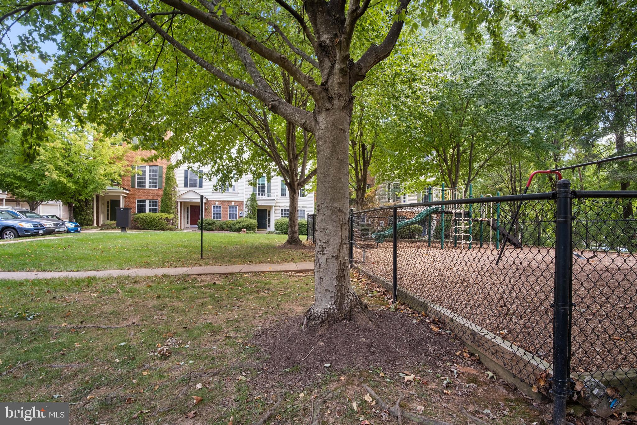 CARR AT CEDAR LAKES - Residential