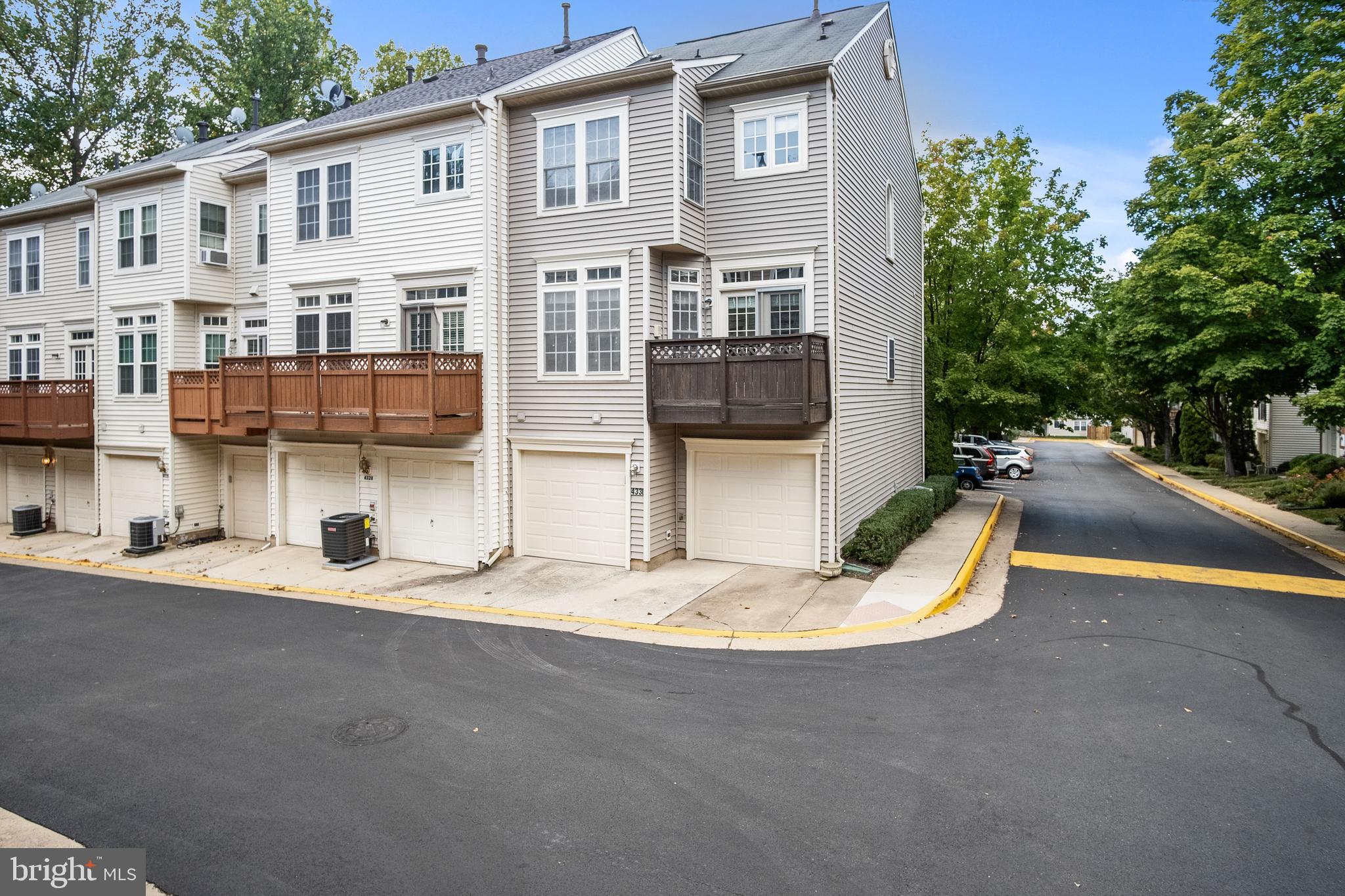 CARR AT CEDAR LAKES - Residential