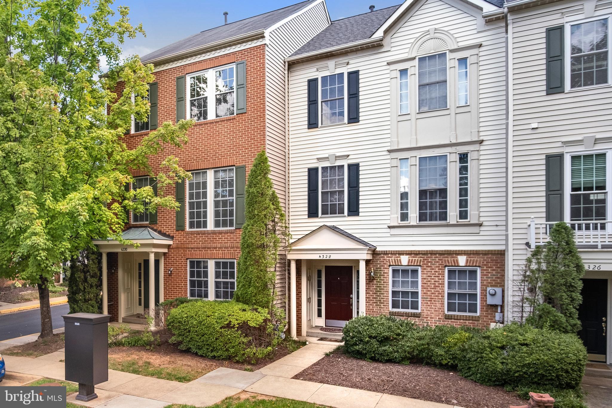 CARR AT CEDAR LAKES - Residential