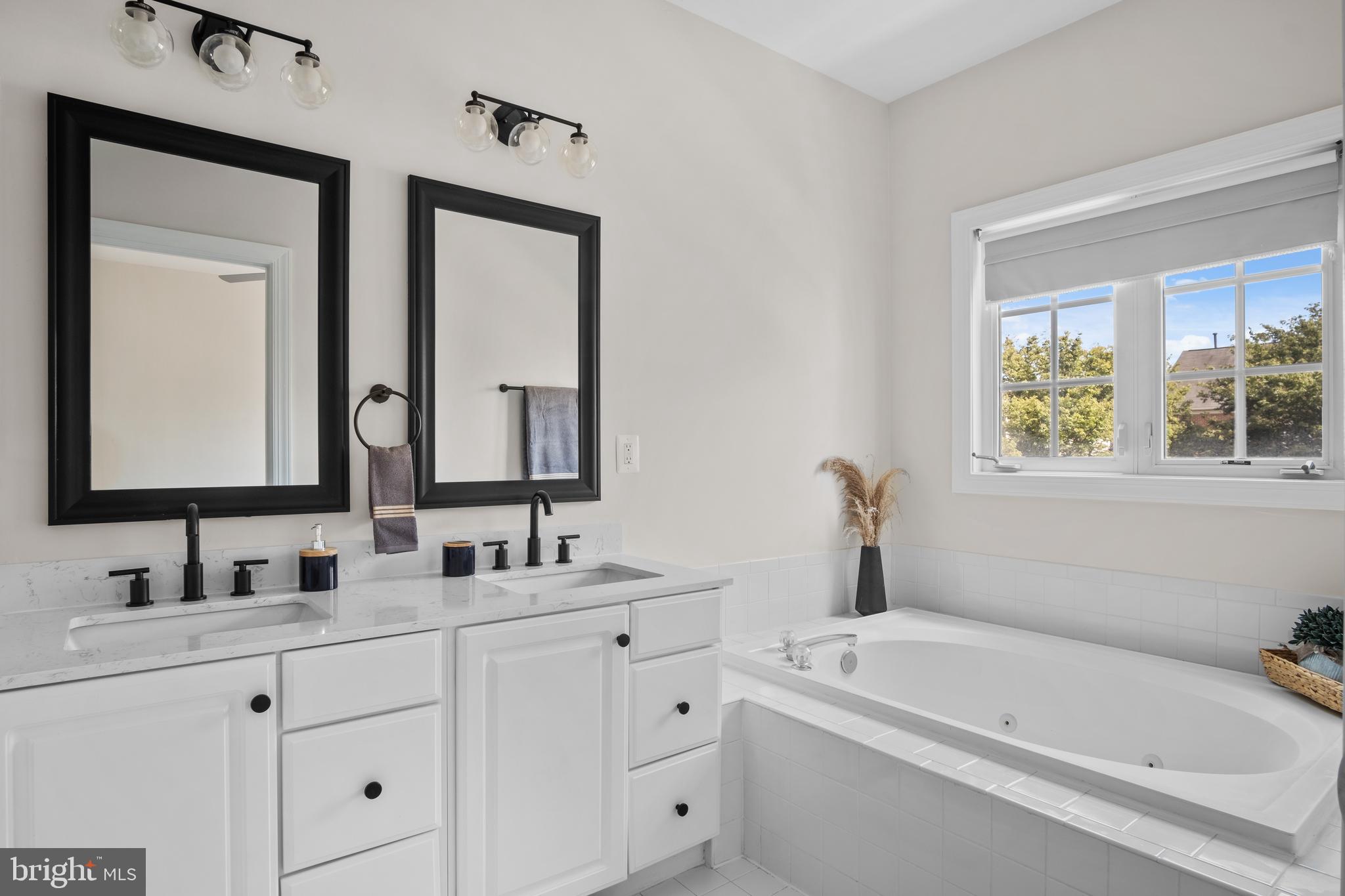 CARR AT CEDAR LAKES - Residential