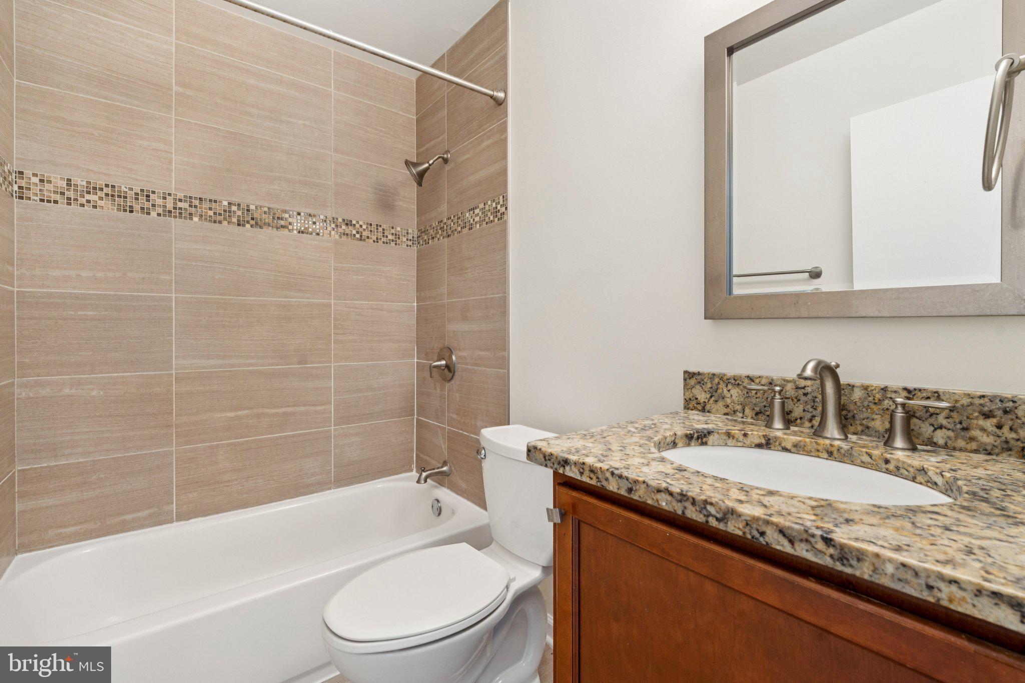 FAIRFAX PLAZA TOWNHOUSES - Residential Lease