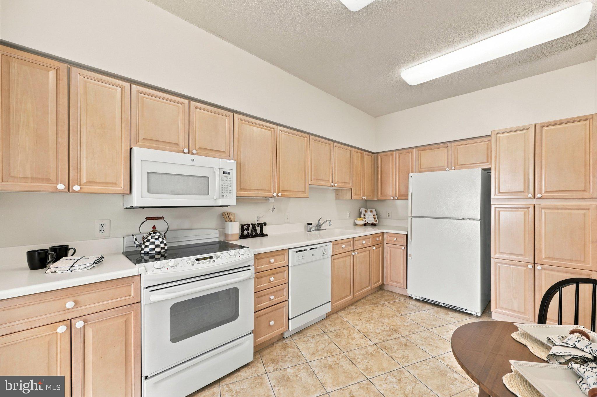 3005 S LEISURE WORLD BOULEVARD S 104