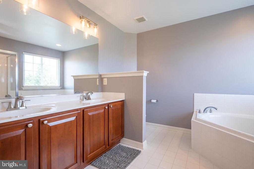 CAMBRIDGE - Residential