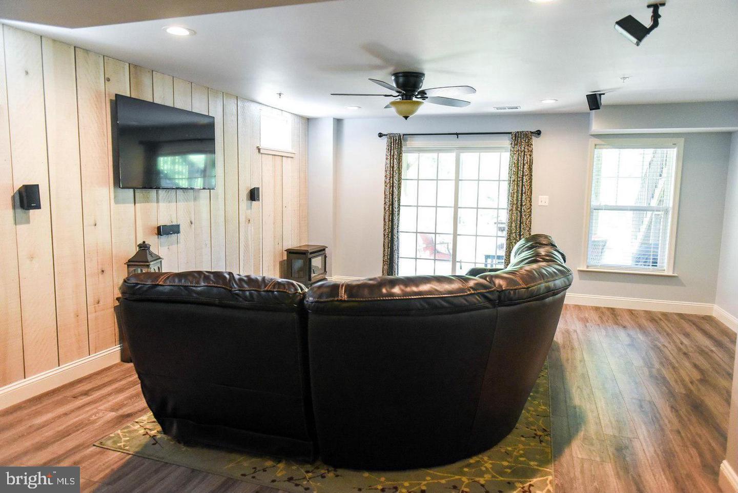 WOODLAND PARK AT WILDEWOOD - Residential Lease