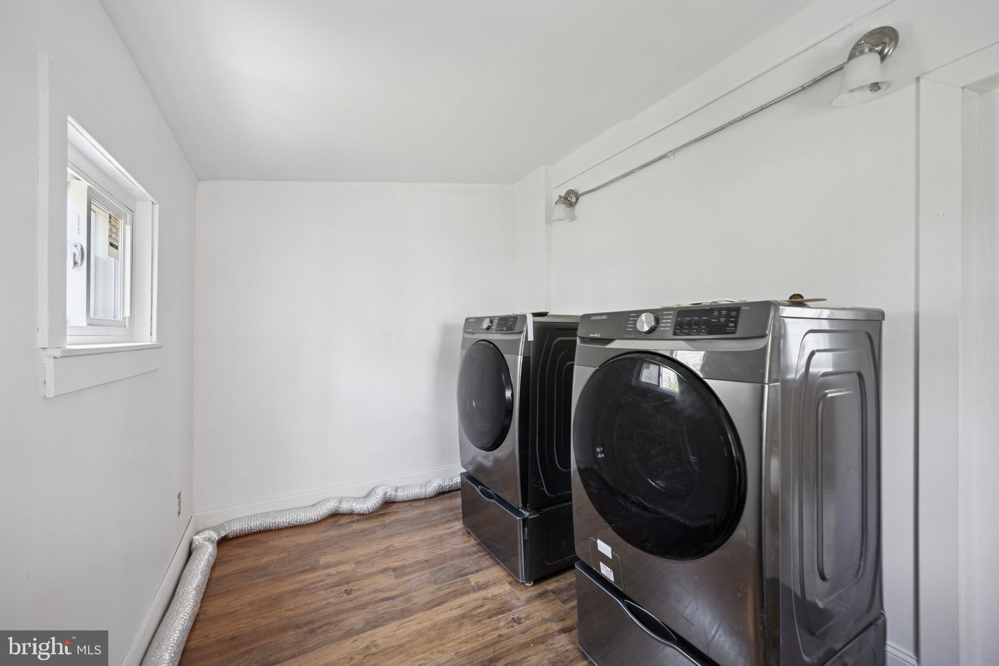 GERMANTOWN - Residential