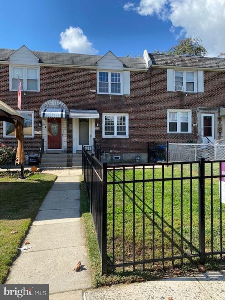 In this crazy market, you are being offered the opportunity to buy an affordable home on a quiet one way street in a well established neighborhood close to everything. With a few small updates you can add a lot of equity to this smart purchase.  Most of the big ticket items have been replaced. There is a recently replaced dishwasher, new hot water heater 12/19, new A/C 2015, and new electric 2015. There is also a very nice new black fence in the front yard.  There are 2 parking spots in the rear. The kitchen is open concept with tons of cabinet space. Most of the windows have been updated and the roof was recoated in 2017. Directly across the street is a nice little playground. You are close to shopping, public transportation, I95 and 476. This is the HOME you have been waiting for!