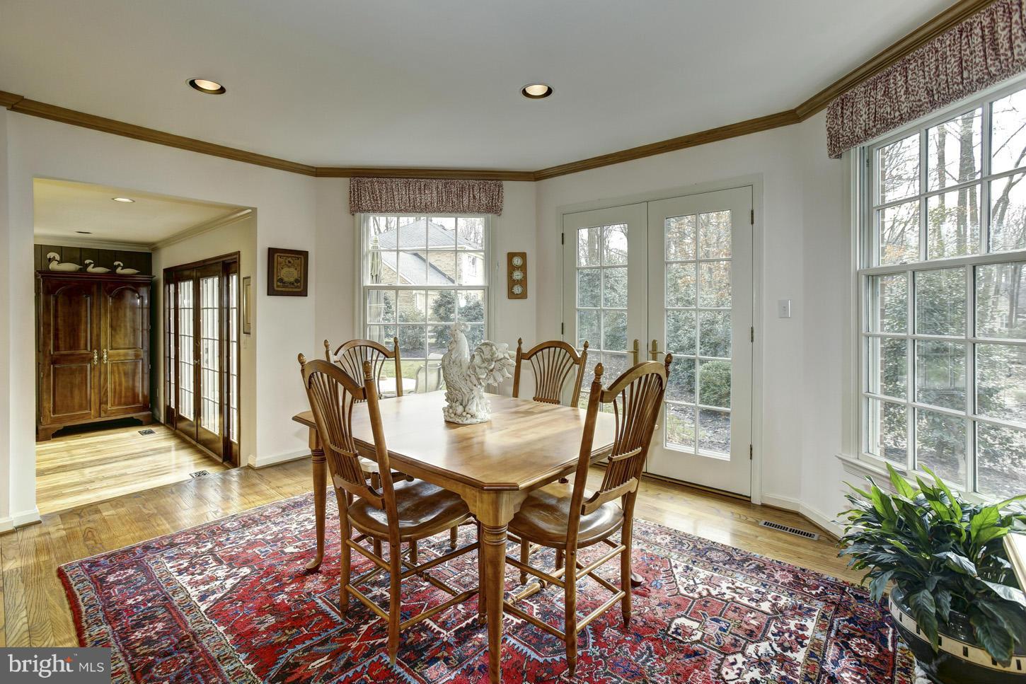 GLEN OAKS - Residential