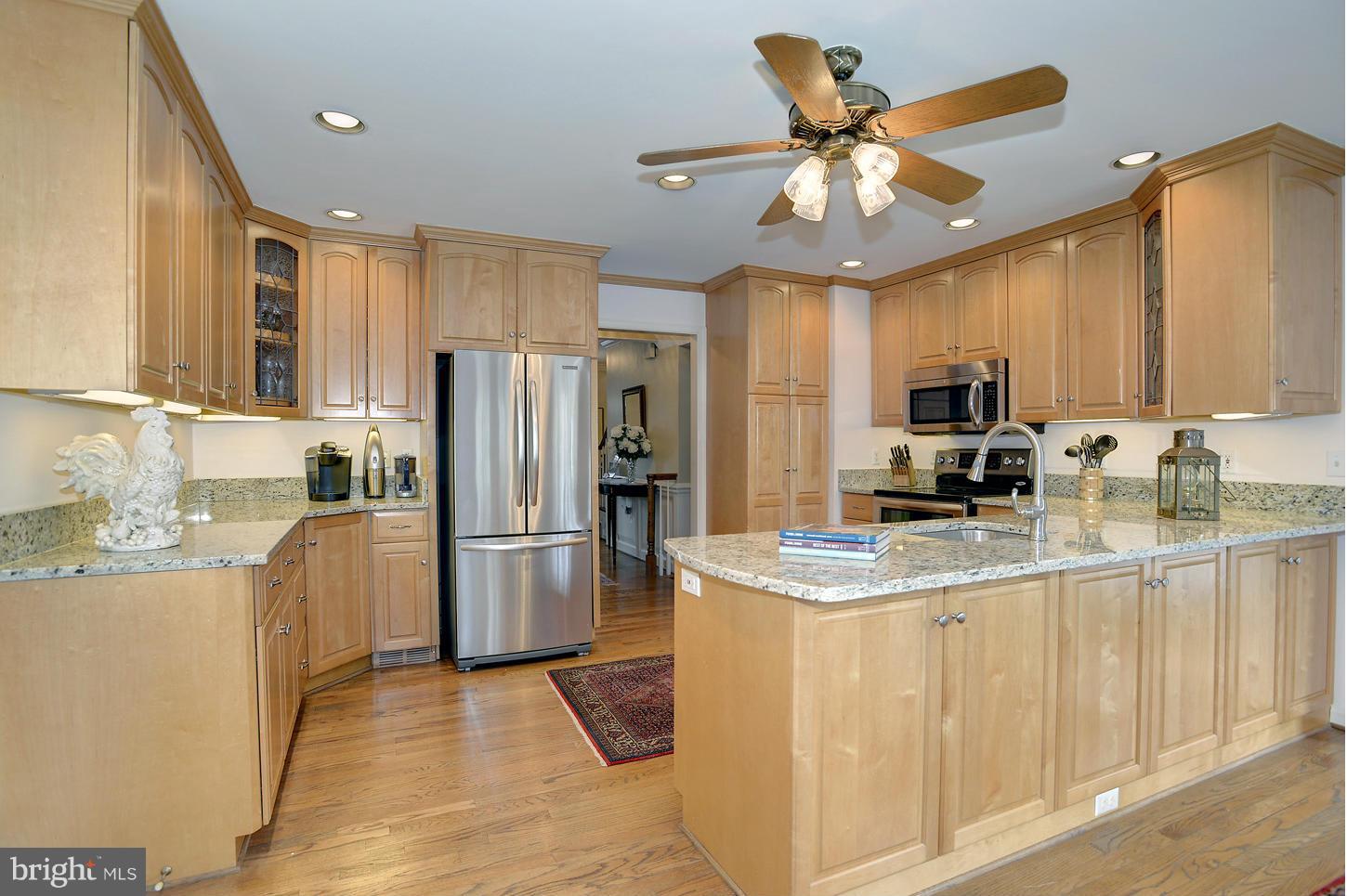 GLEN OAKS - Residential