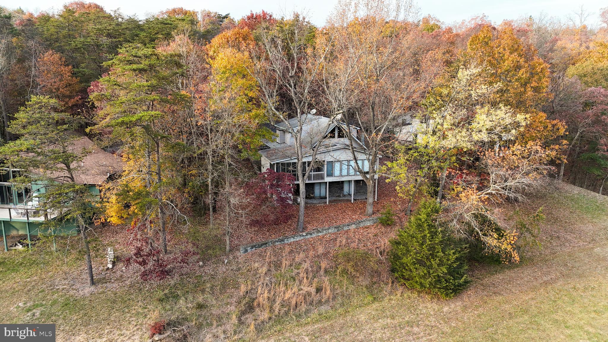 THE WOODS - Residential