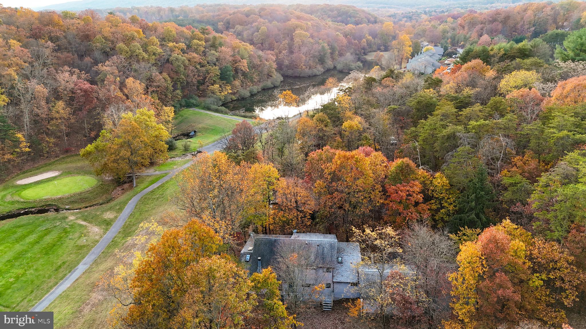 THE WOODS - Residential