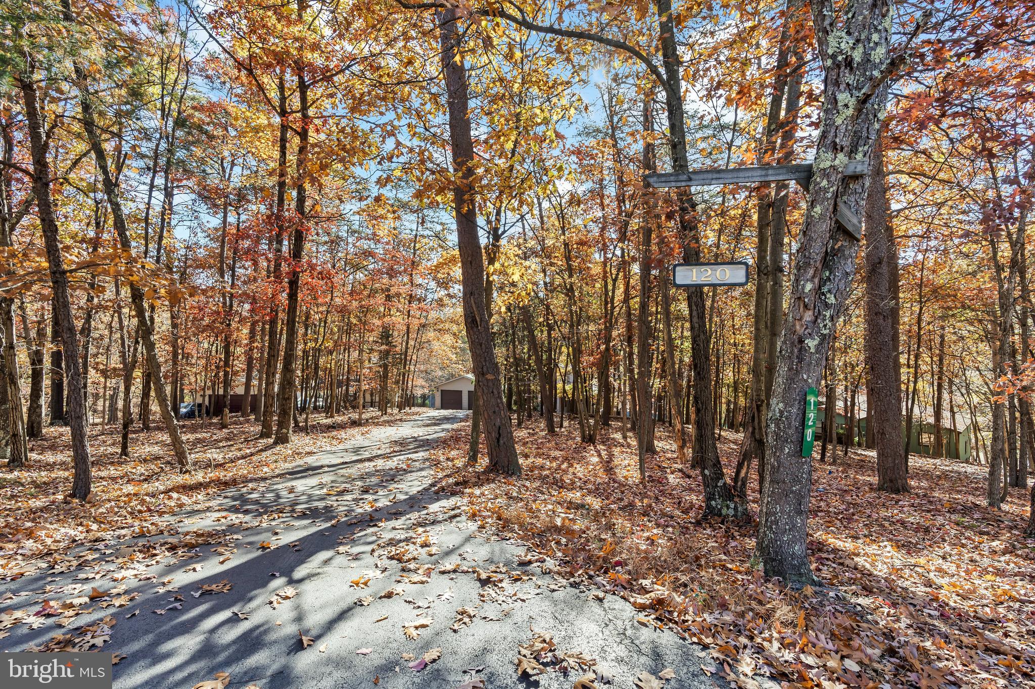 THE WOODS - Residential