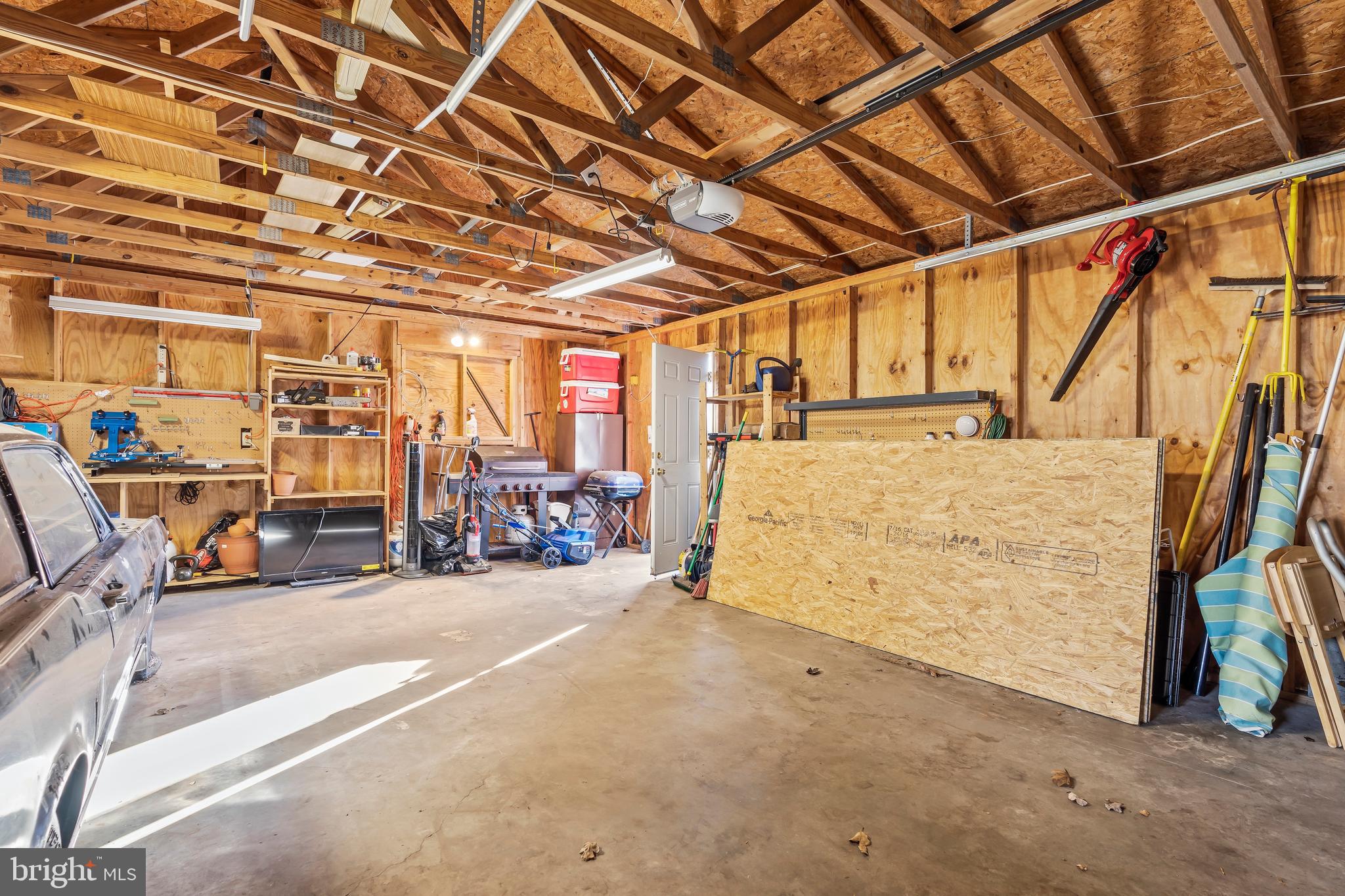 THE WOODS - Residential