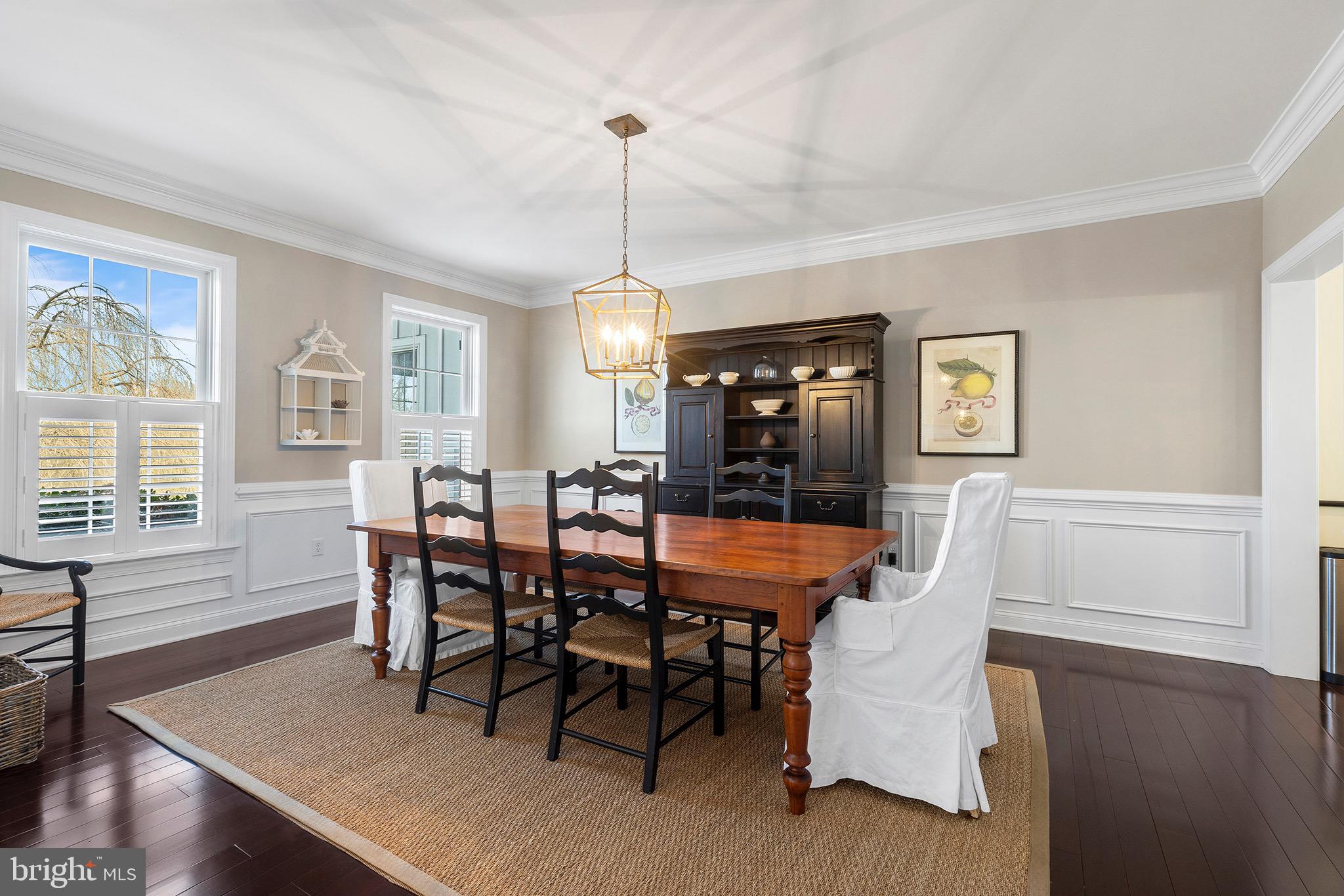 KNOBB HILL - Residential