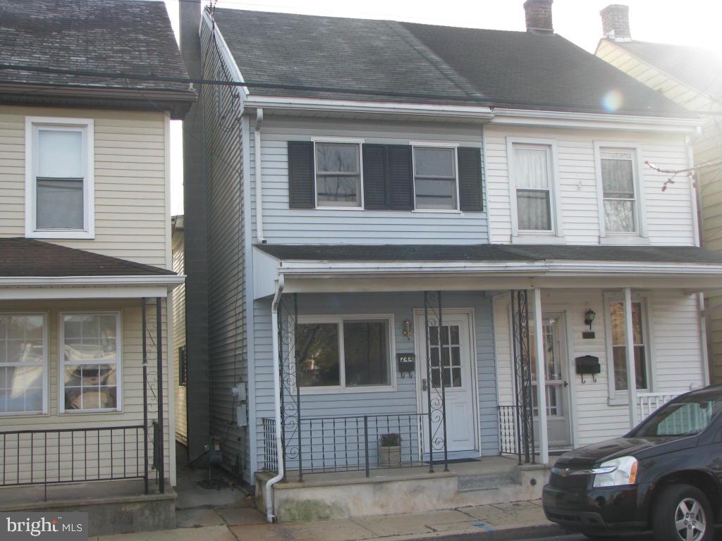 3RD AVE & E. WEIDMAN STS - Residential