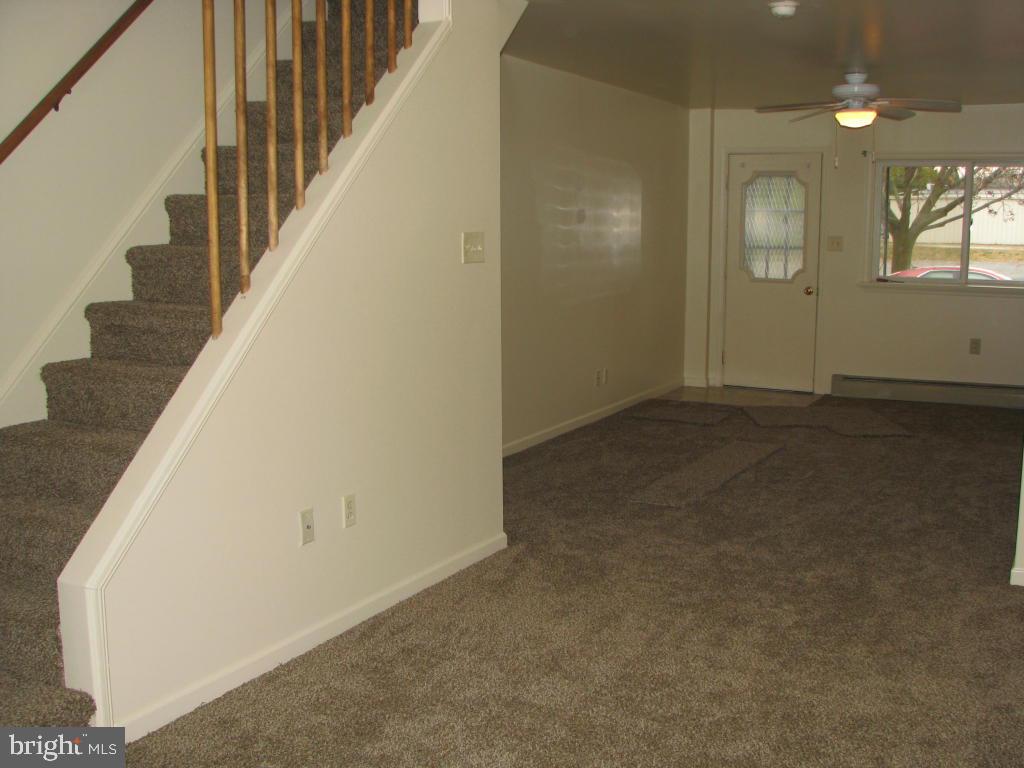 3RD AVE & E. WEIDMAN STS - Residential