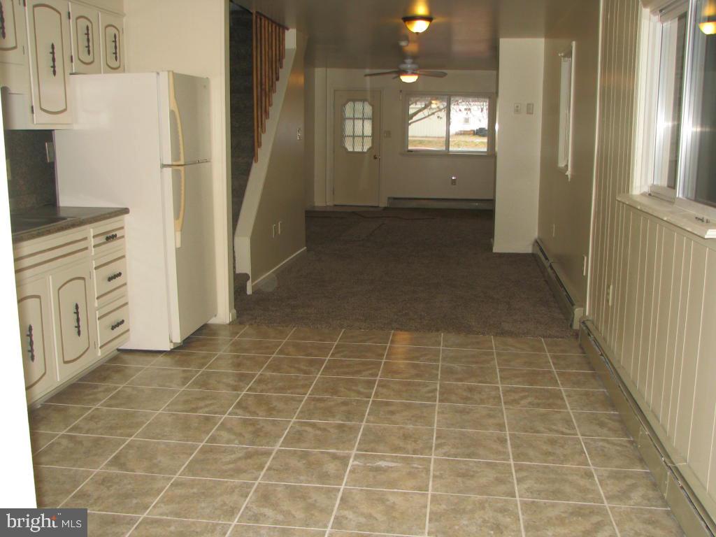 3RD AVE & E. WEIDMAN STS - Residential