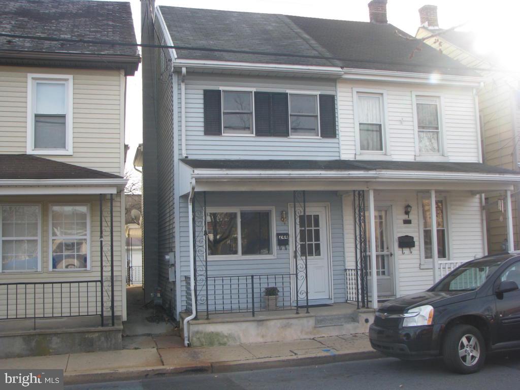 3RD AVE & E. WEIDMAN STS - Residential