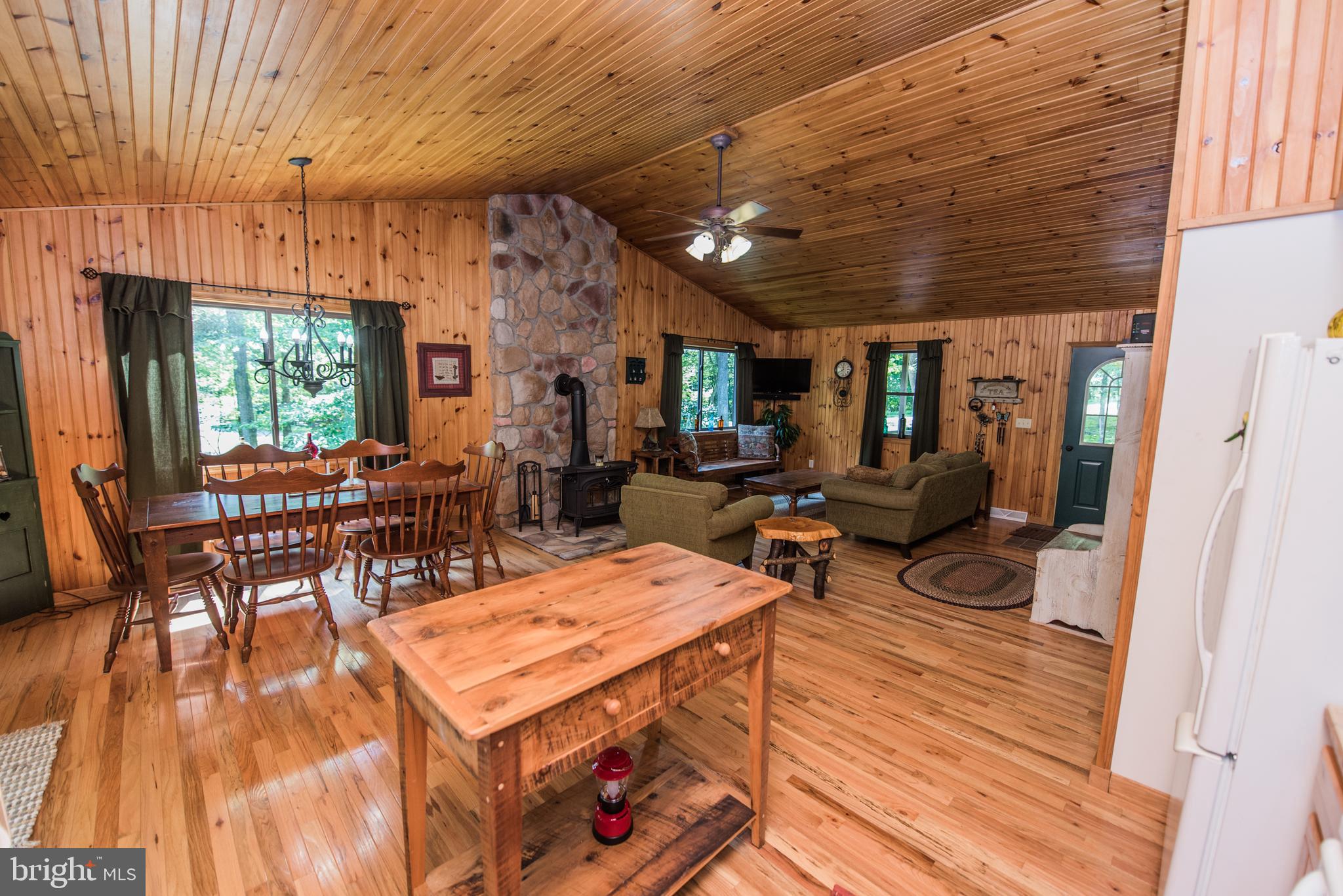 RIVER RIDGE - Residential