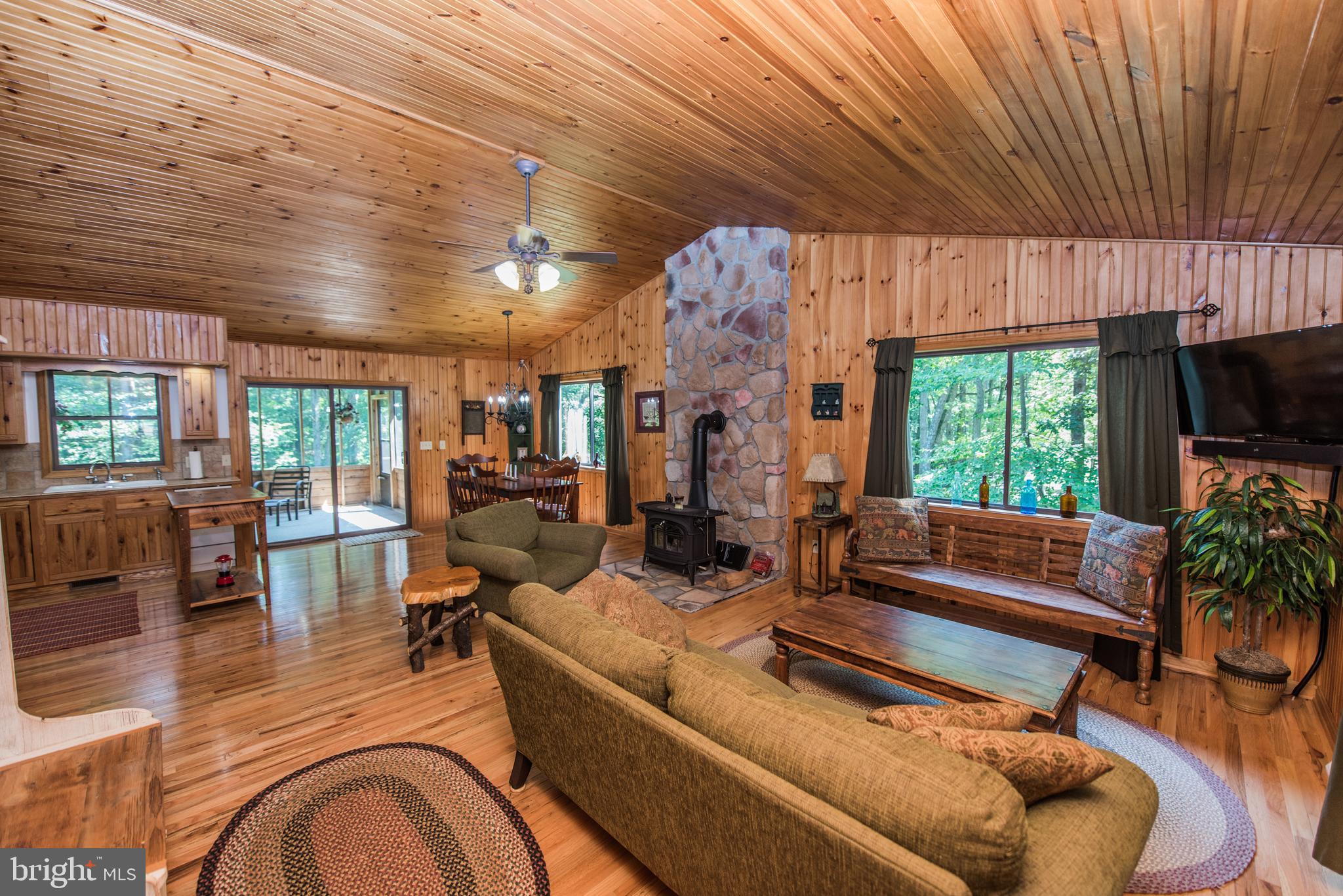 RIVER RIDGE - Residential