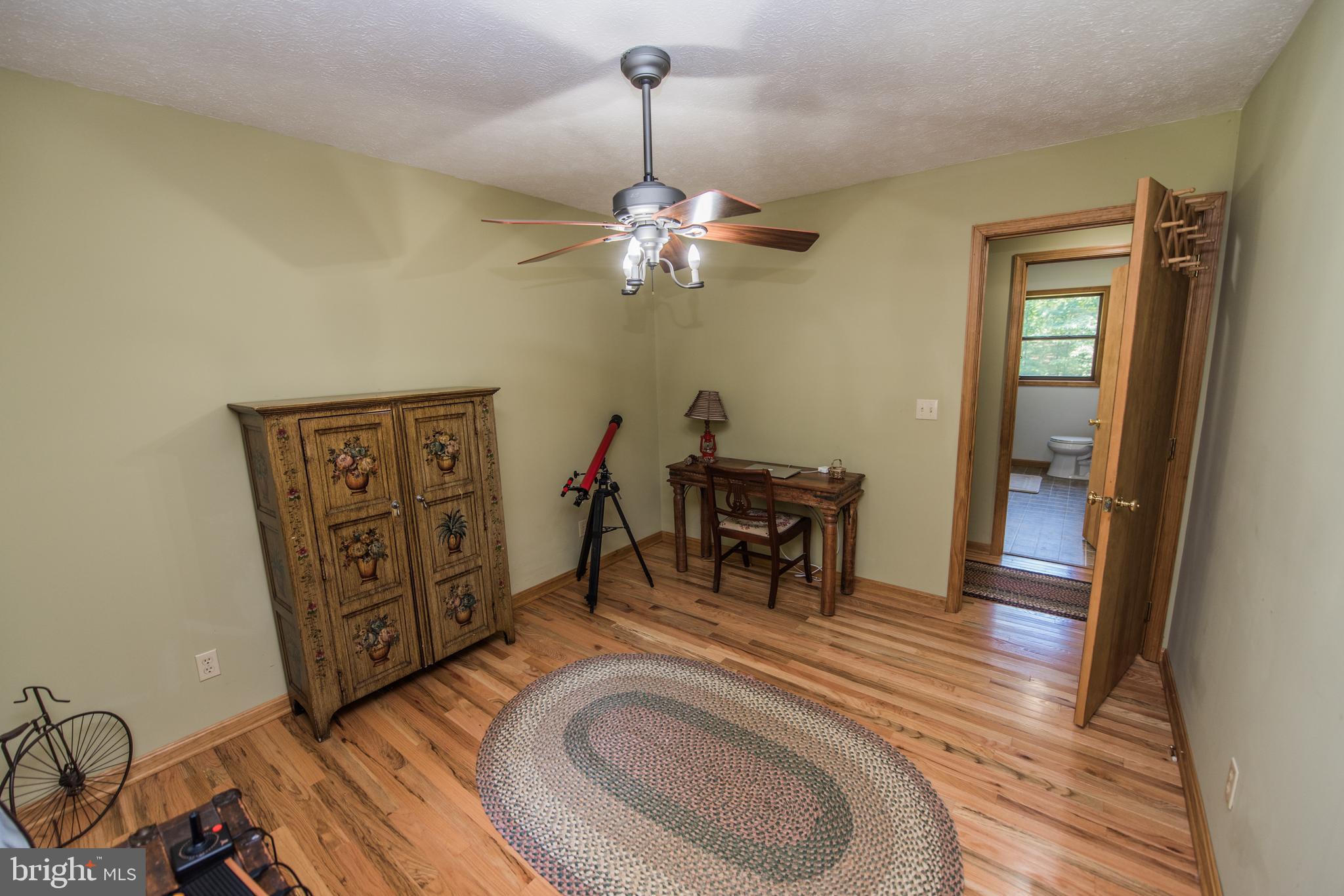 RIVER RIDGE - Residential