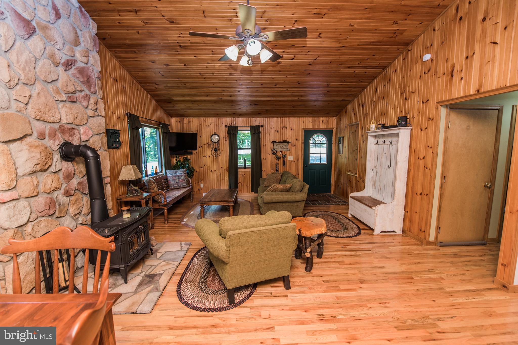 RIVER RIDGE - Residential