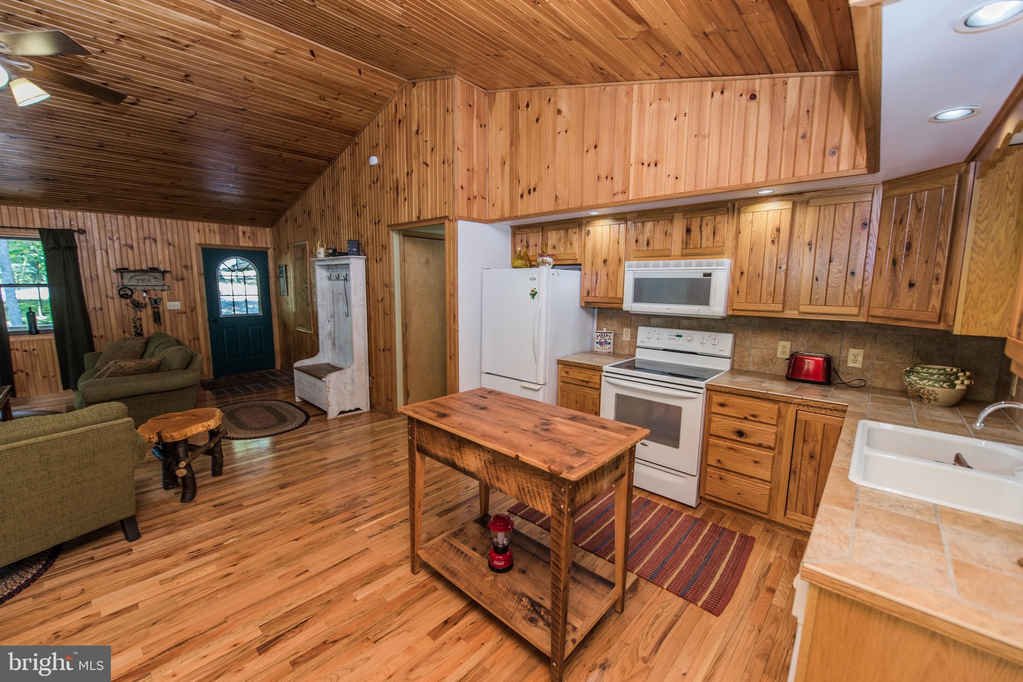 RIVER RIDGE - Residential