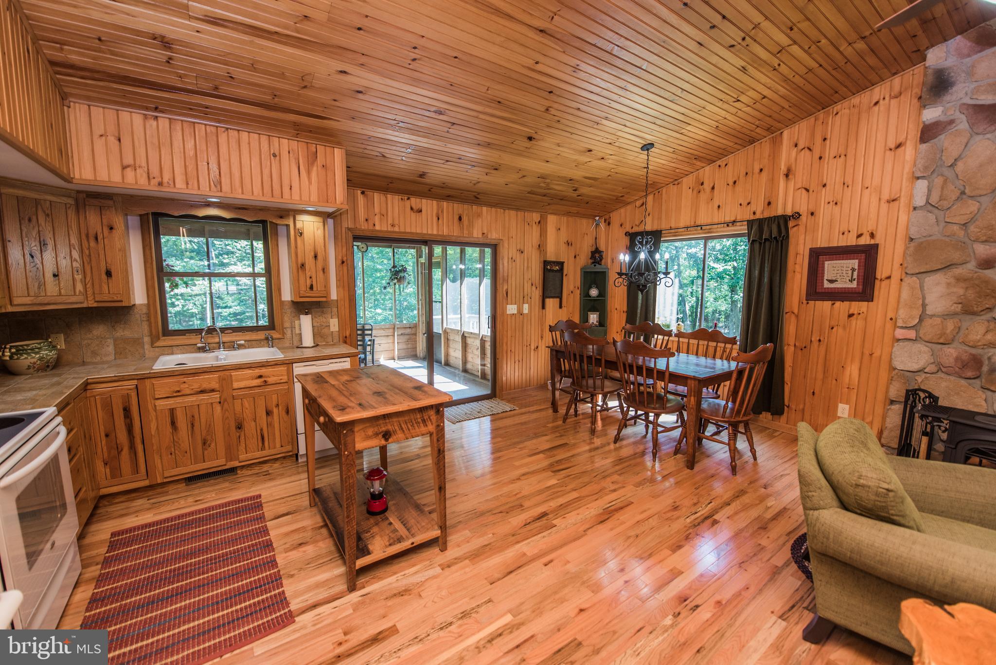 RIVER RIDGE - Residential