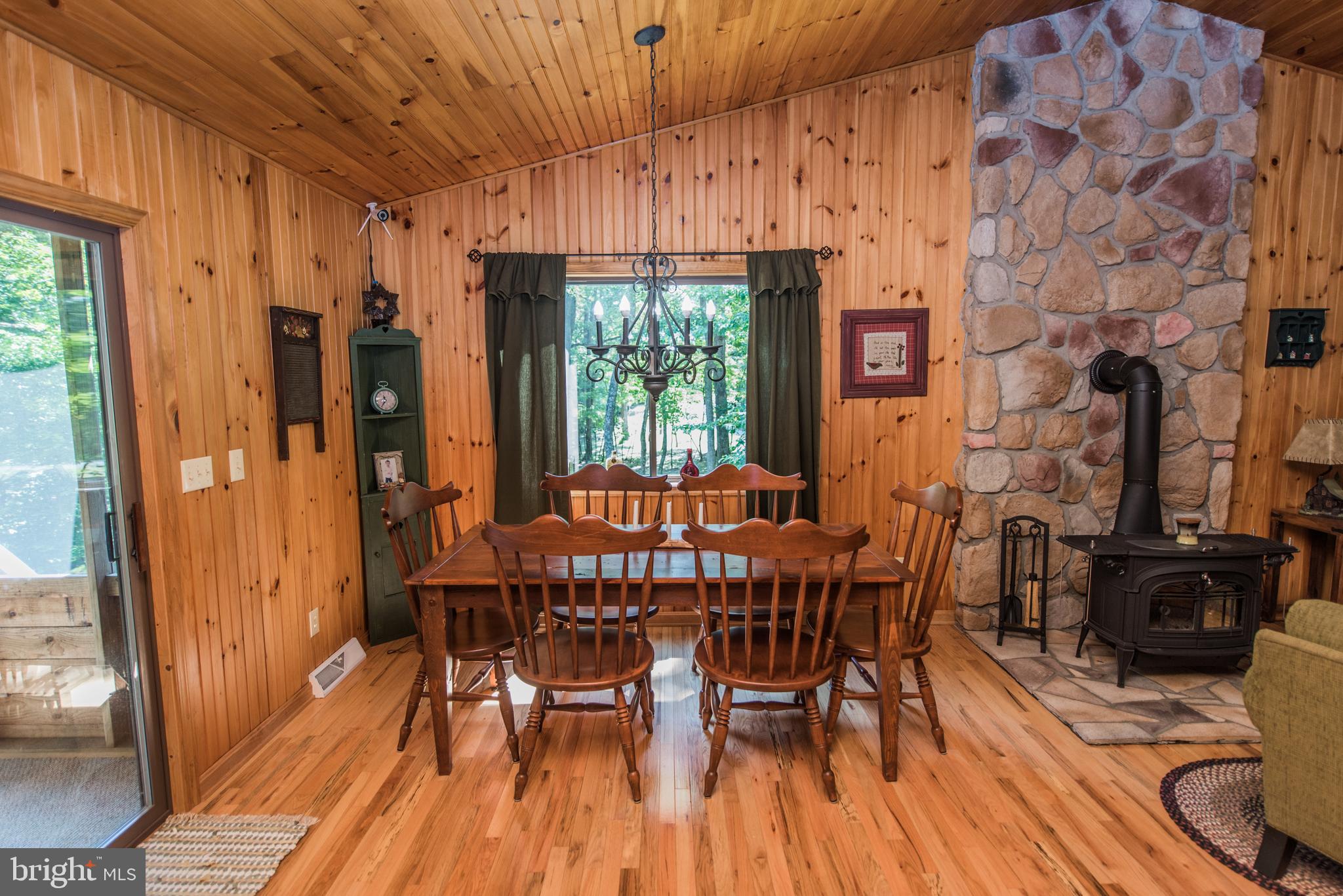 RIVER RIDGE - Residential