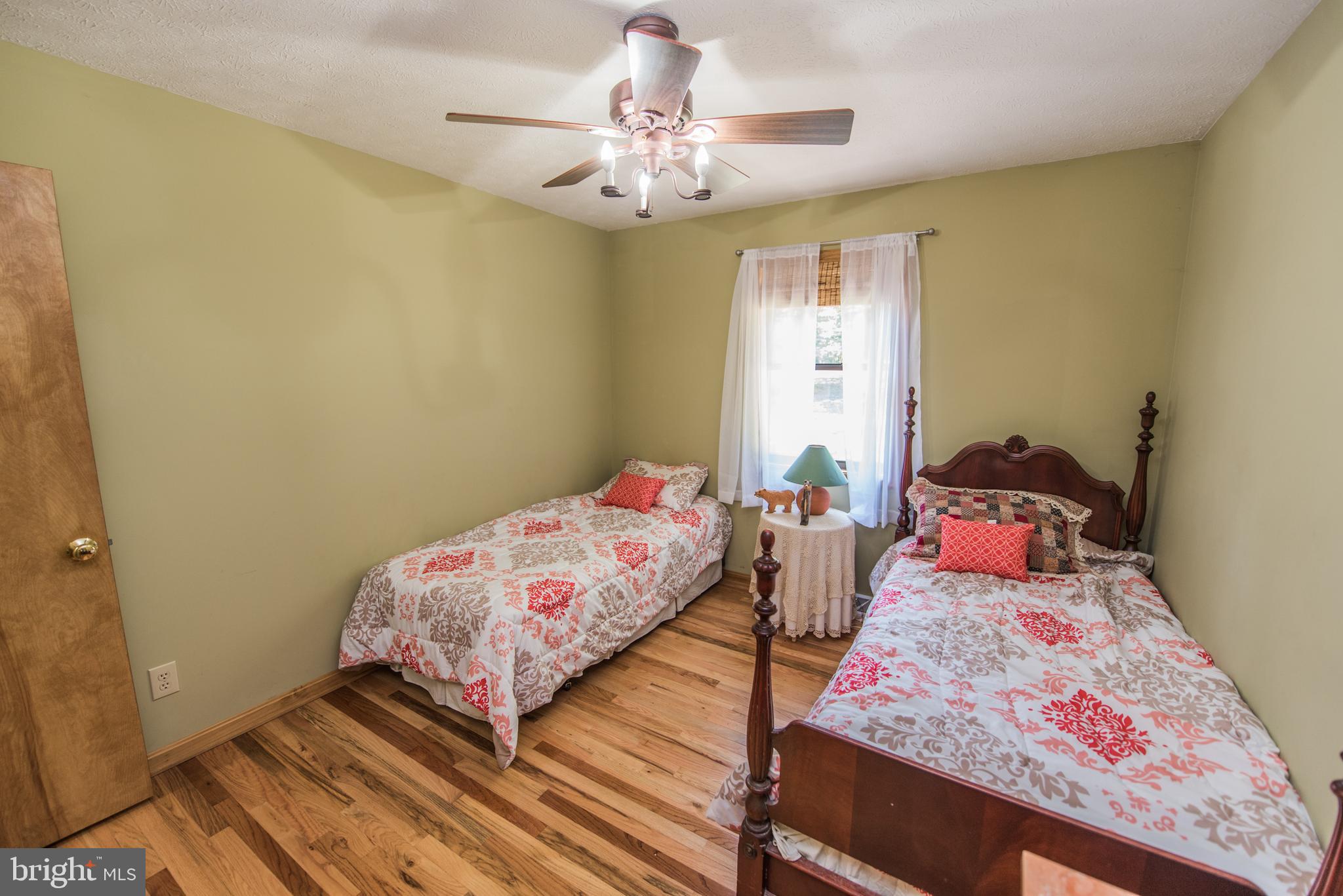 RIVER RIDGE - Residential