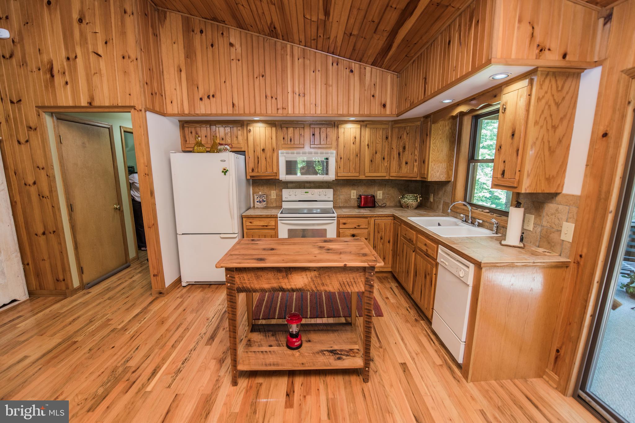 RIVER RIDGE - Residential