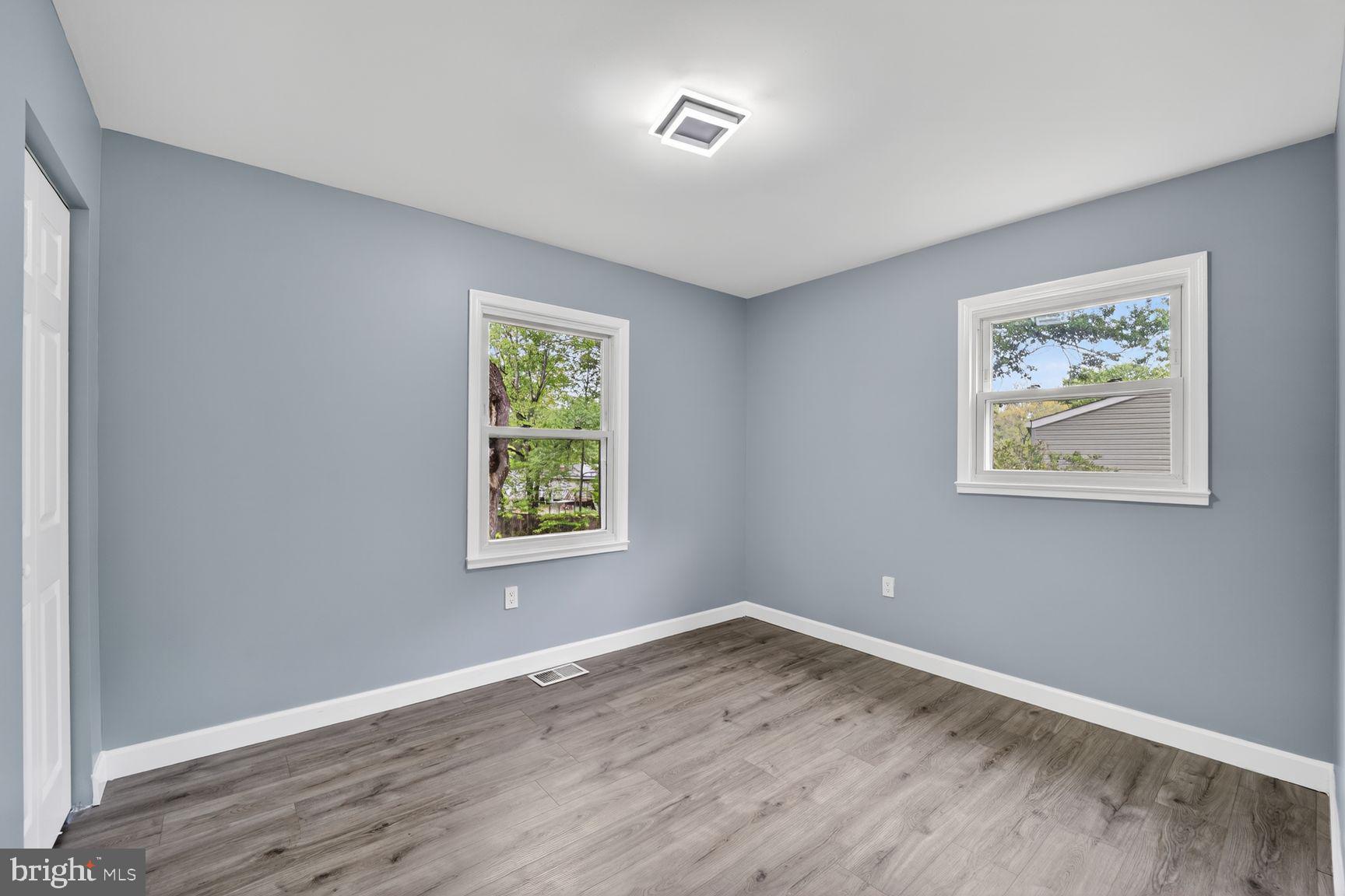 MARLBORO MEADOWS - Residential
