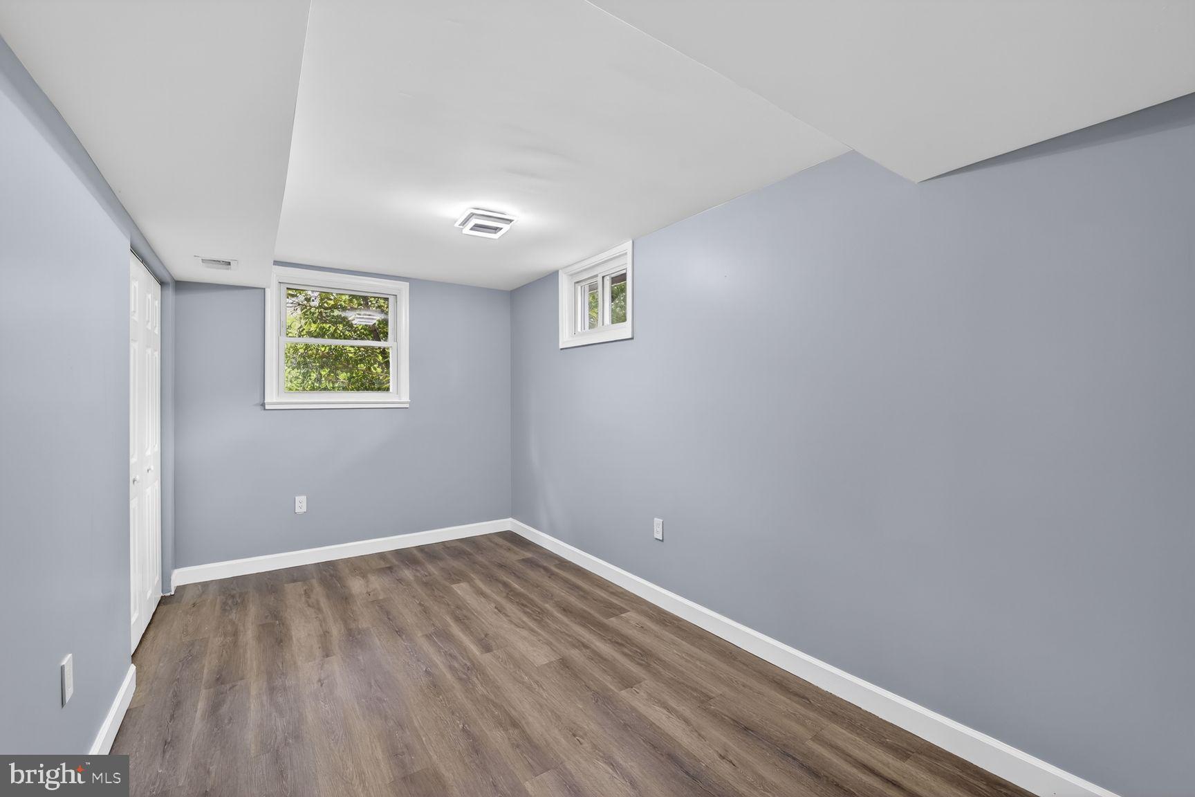 MARLBORO MEADOWS - Residential