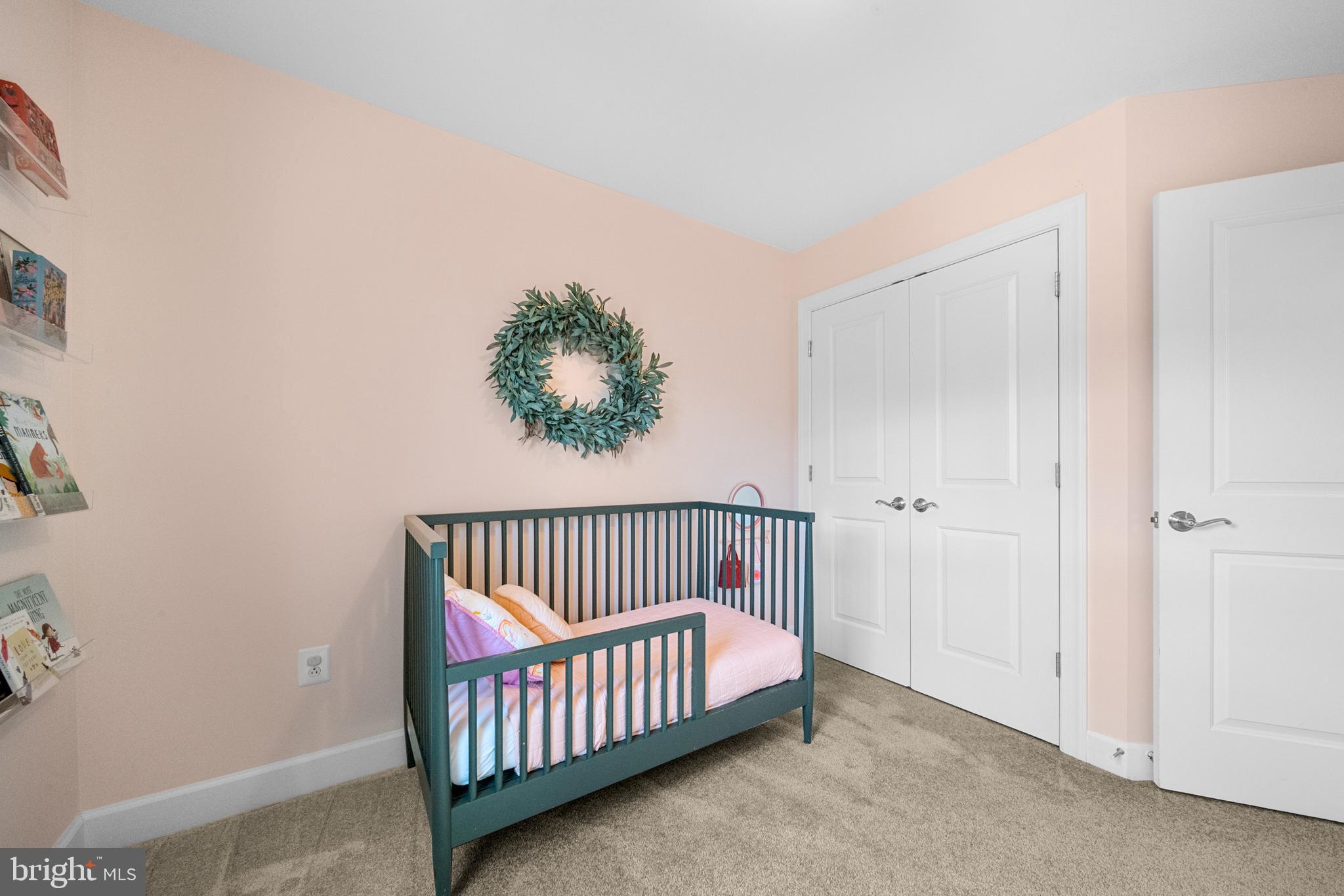 BRADLEY SQUARE - Residential