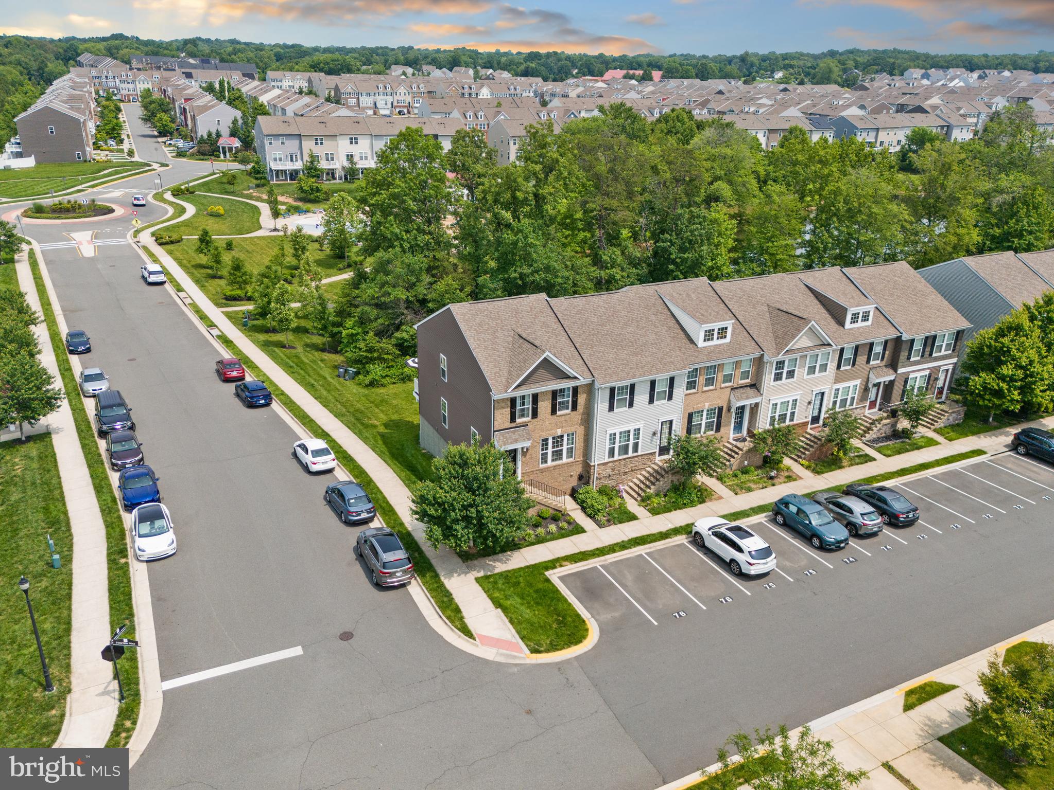 BRADLEY SQUARE - Residential