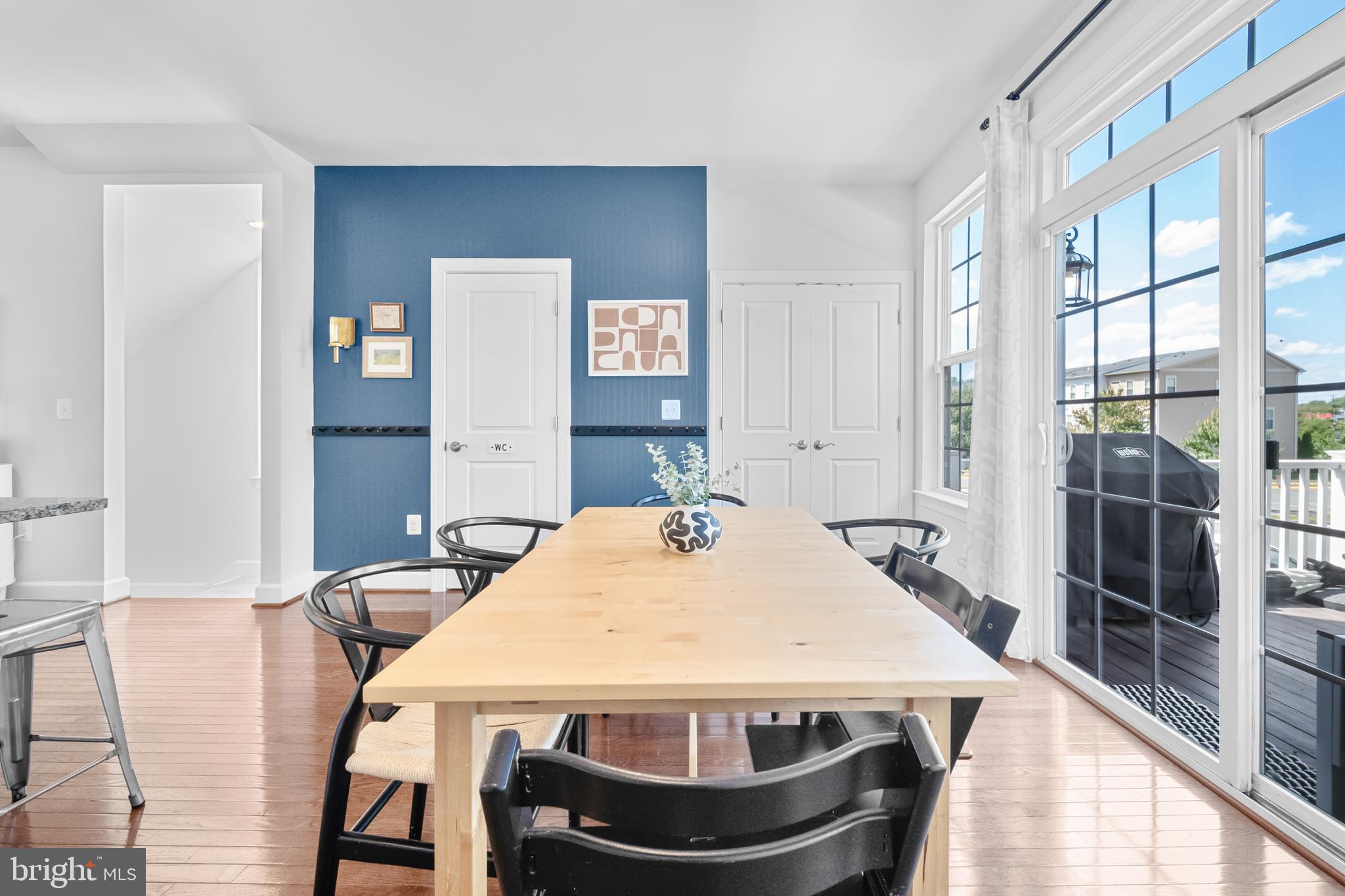 BRADLEY SQUARE - Residential