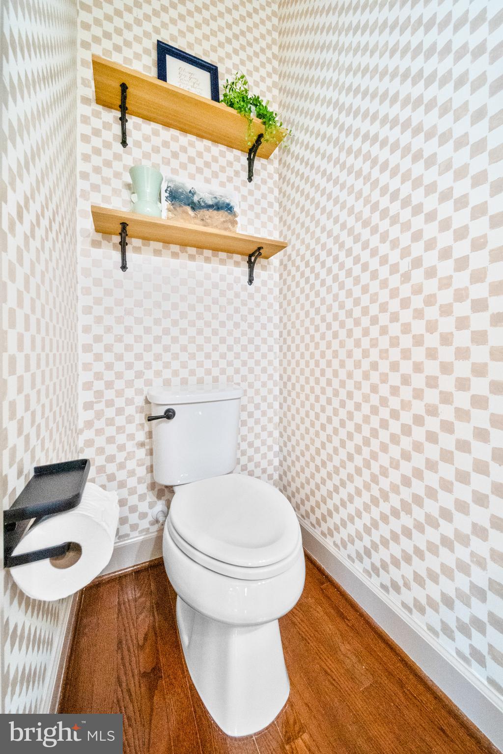 BRADLEY SQUARE - Residential