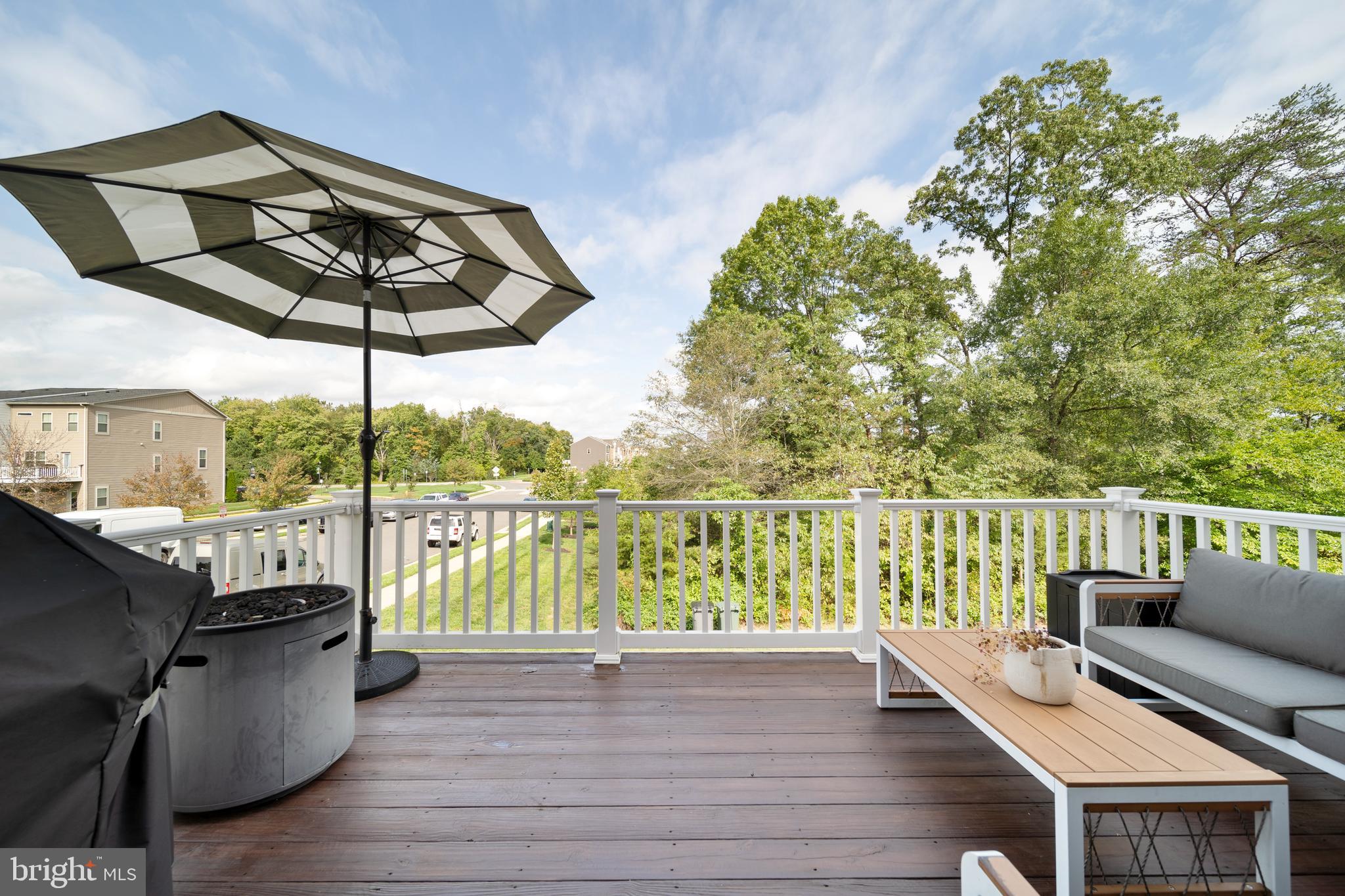 BRADLEY SQUARE - Residential