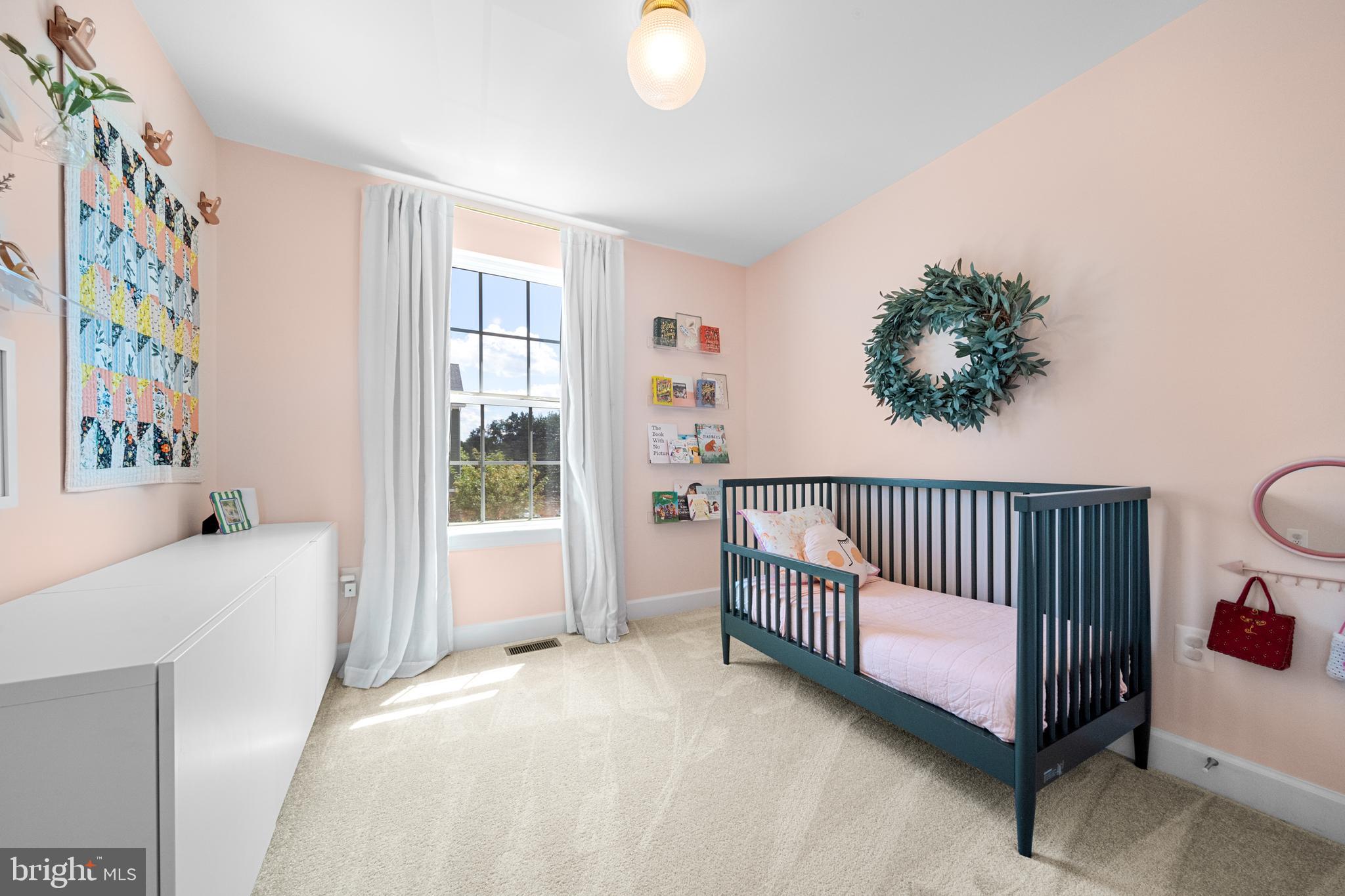 BRADLEY SQUARE - Residential