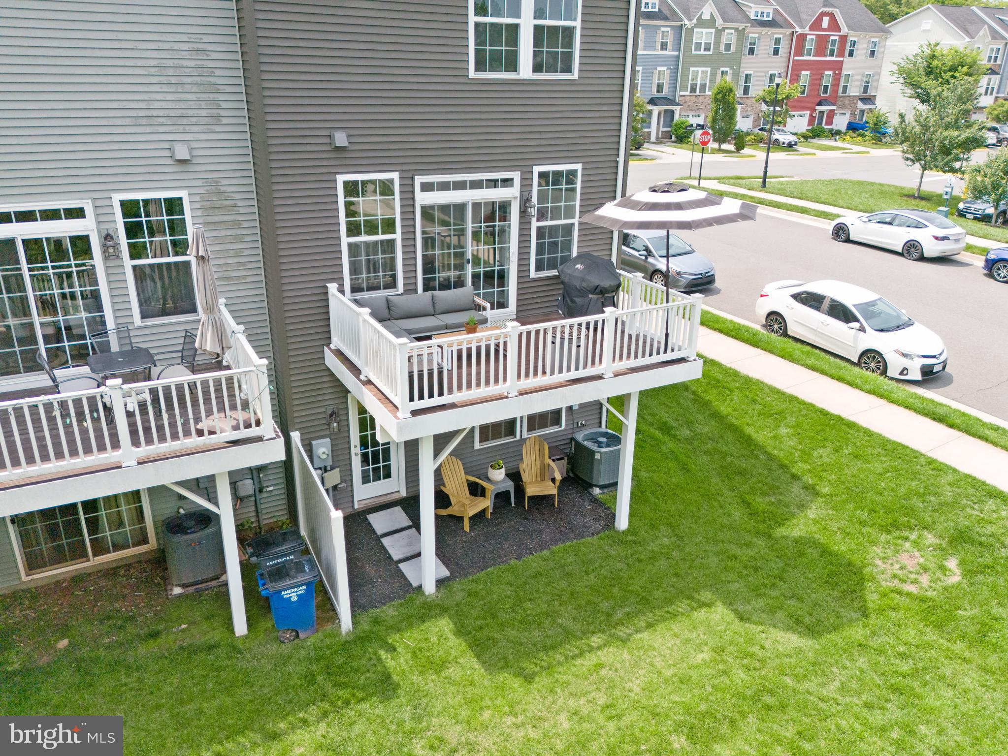 BRADLEY SQUARE - Residential