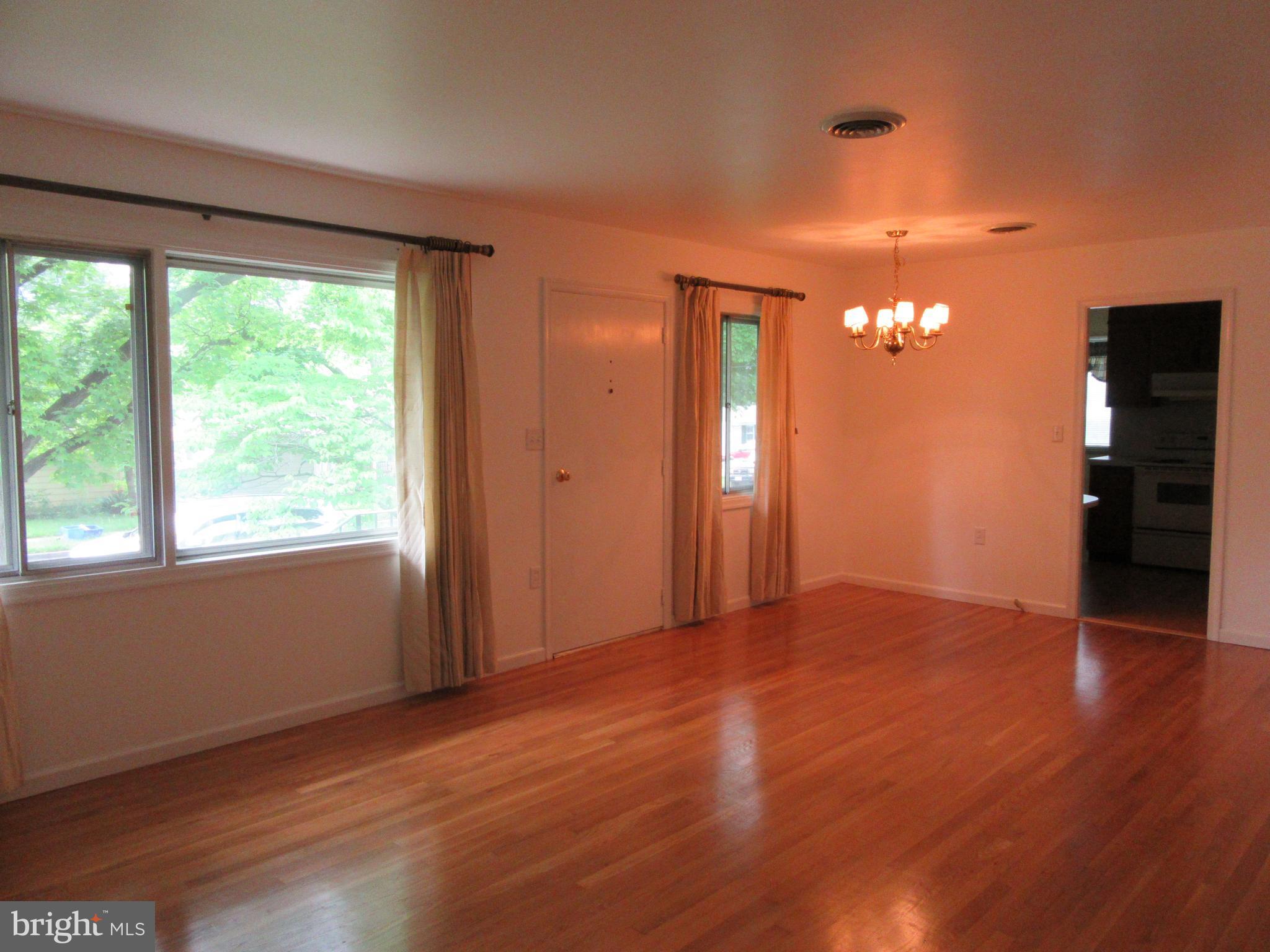 HADDOX TERRACE - Residential Lease