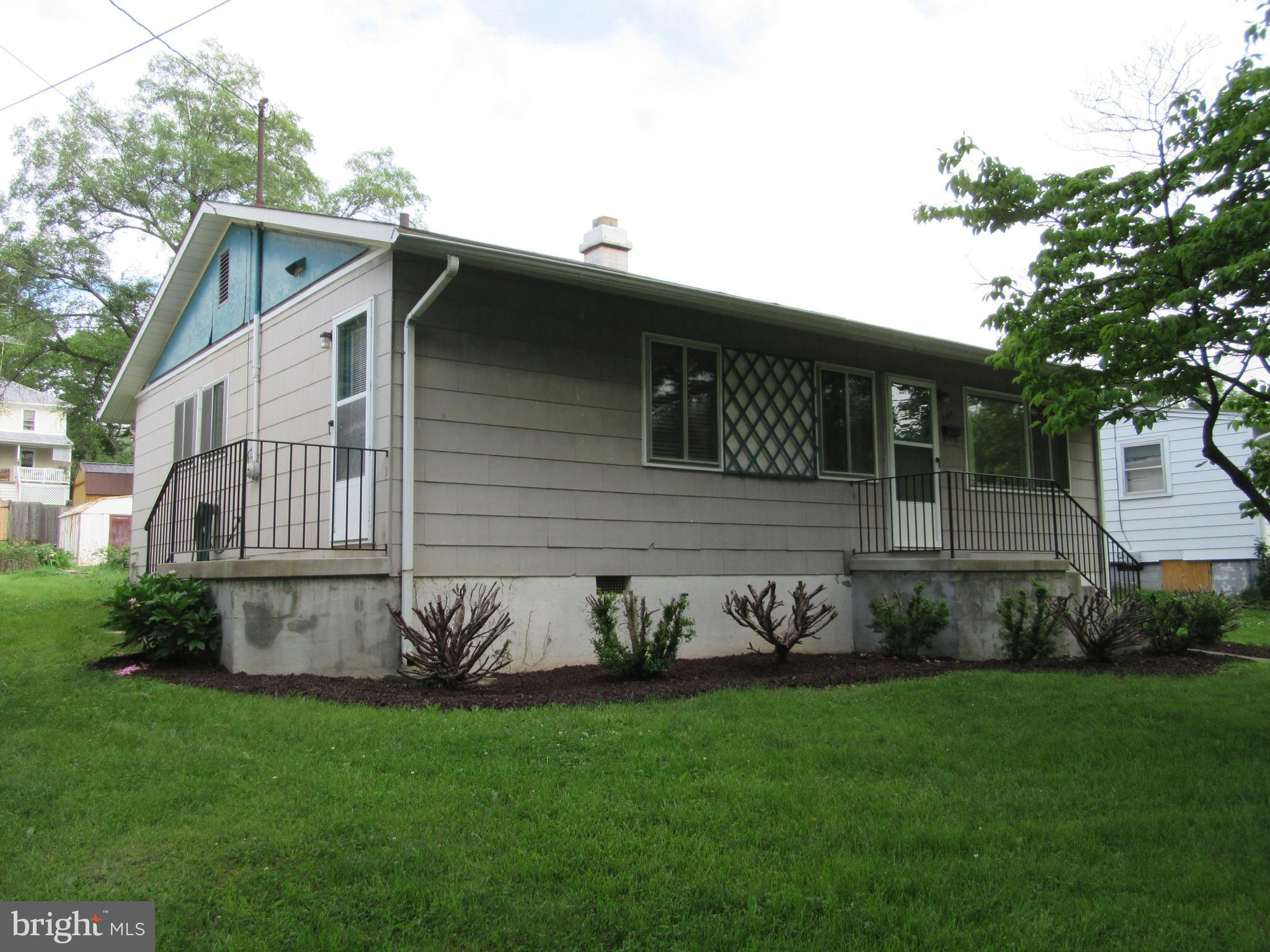 HADDOX TERRACE - Residential Lease