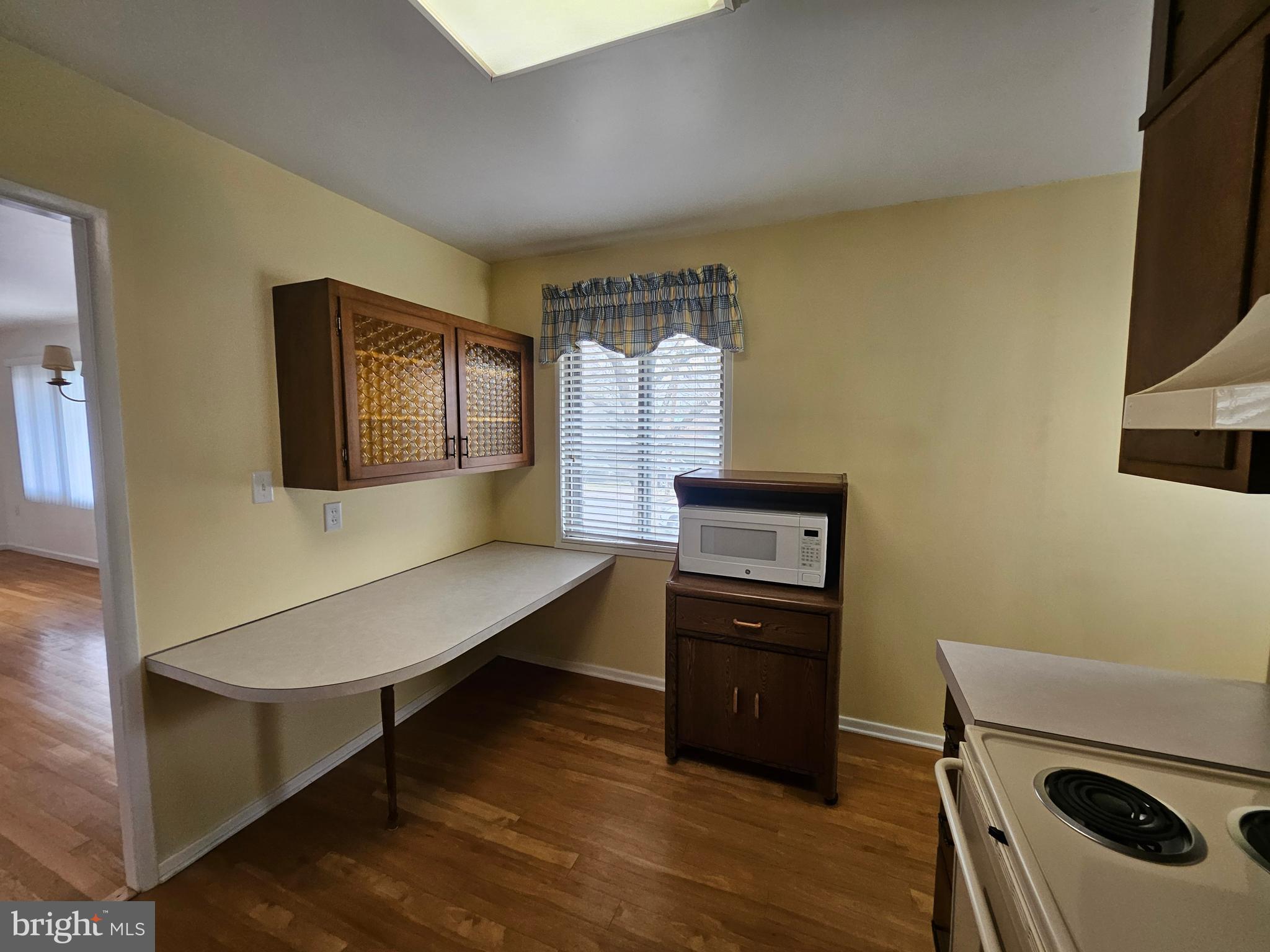 HADDOX TERRACE - Residential Lease