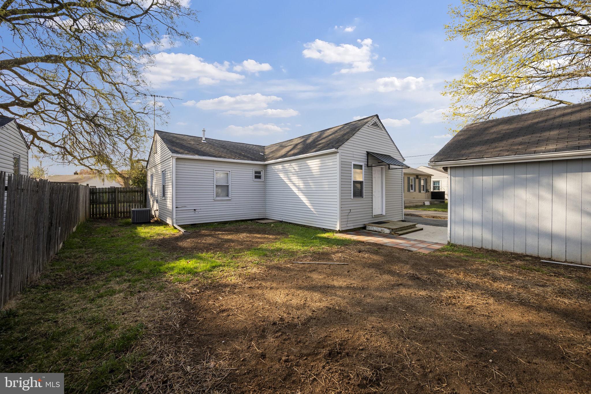 MIDDLESEX - Residential