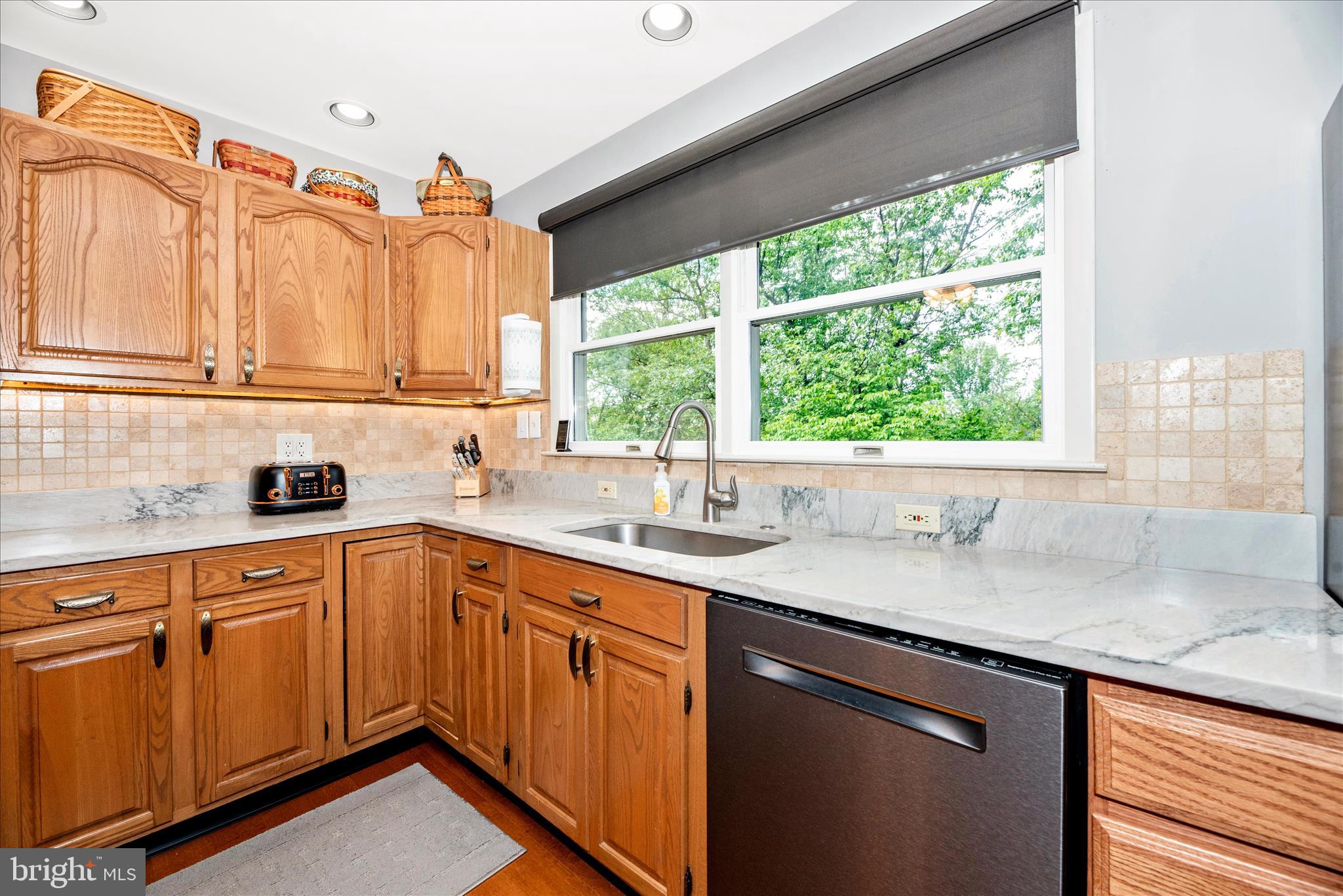 BOULDER HILL ESTATES - Residential