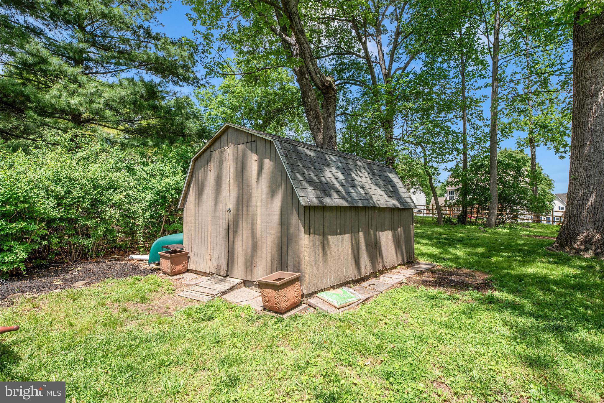 BOULDER HILL ESTATES - Residential