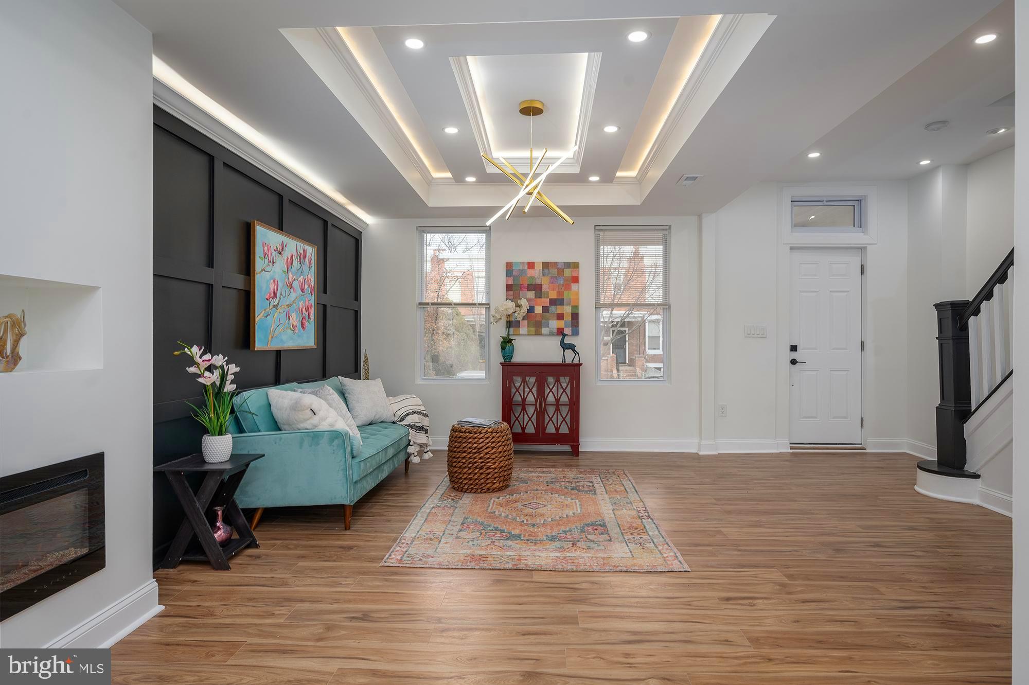 MONTEBELLO - Residential