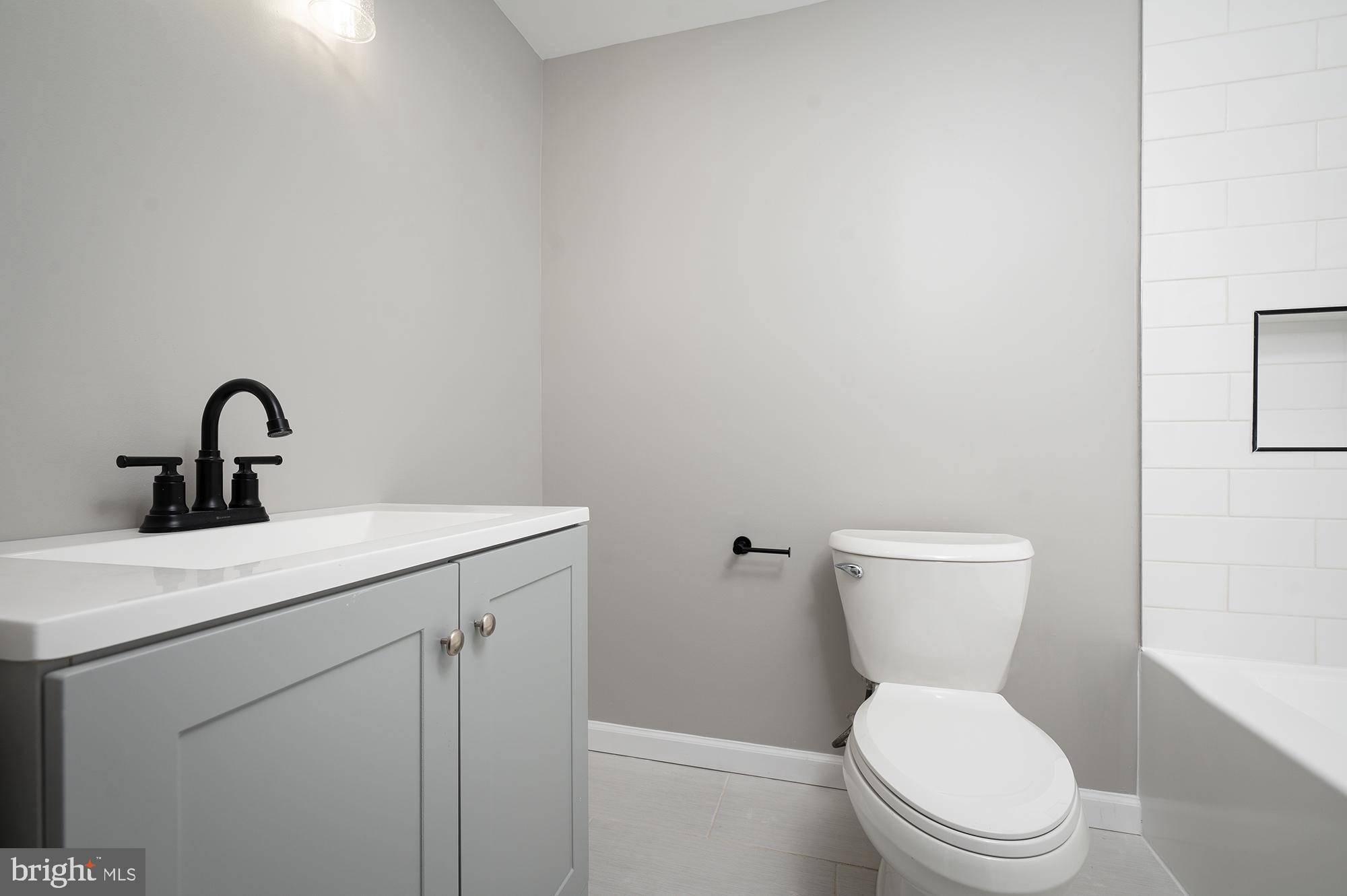 MONTEBELLO - Residential