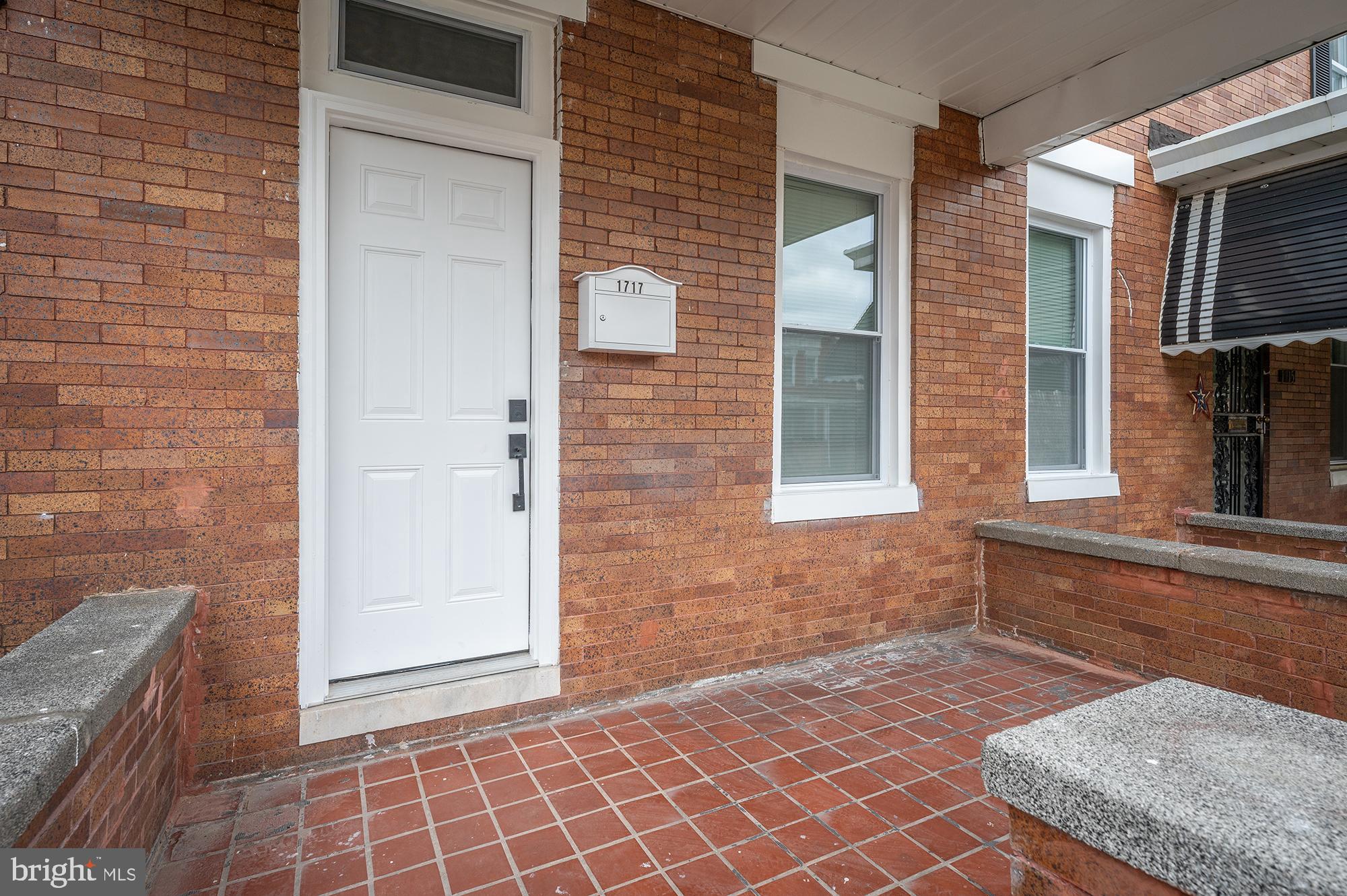 MONTEBELLO - Residential